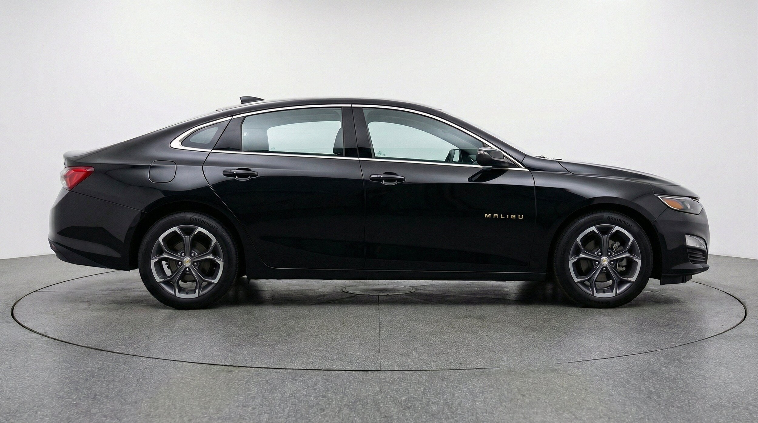 Thumbnail: 2024 Chevrolet Malibu - 11