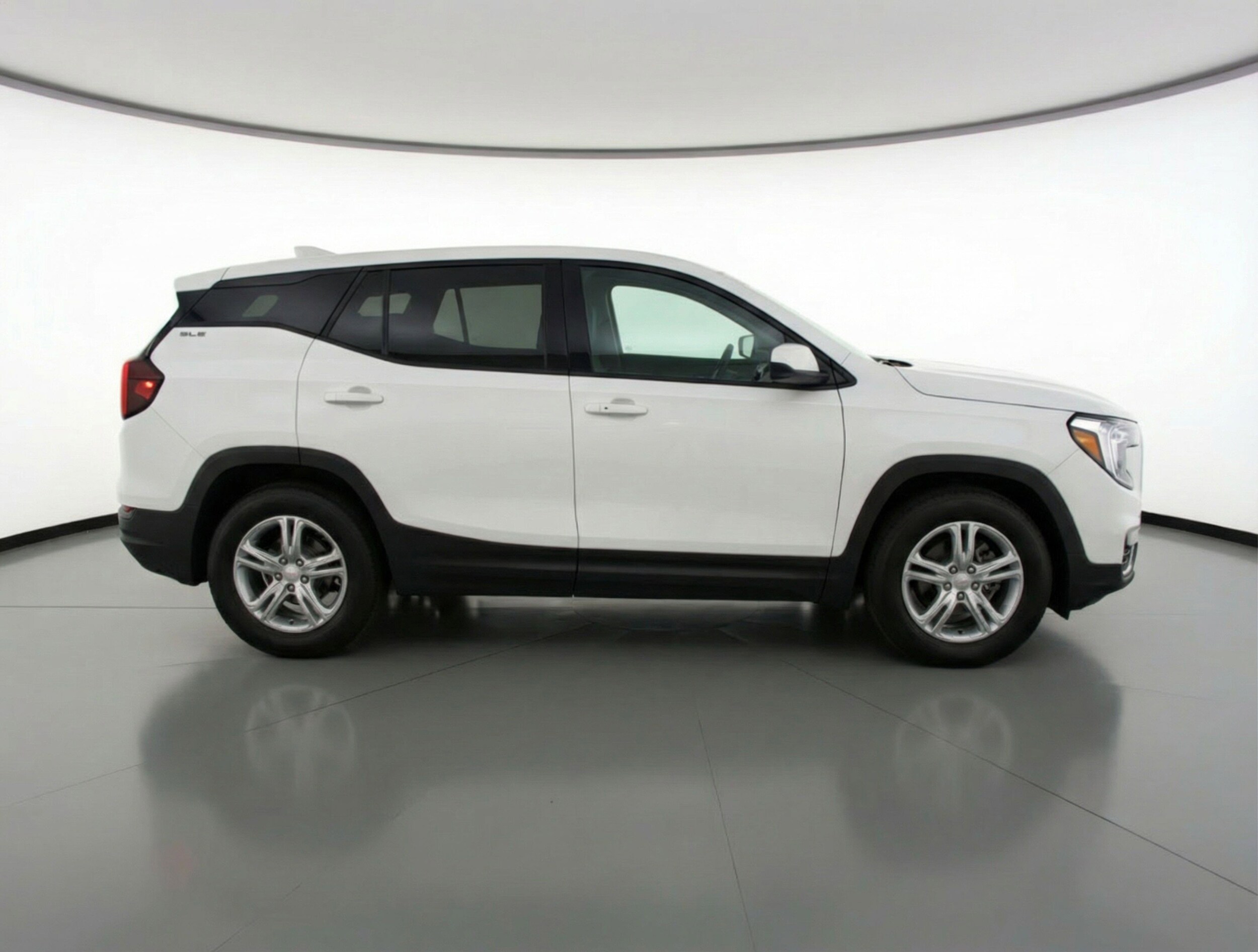 Thumbnail: 2024 GMC Terrain - 11