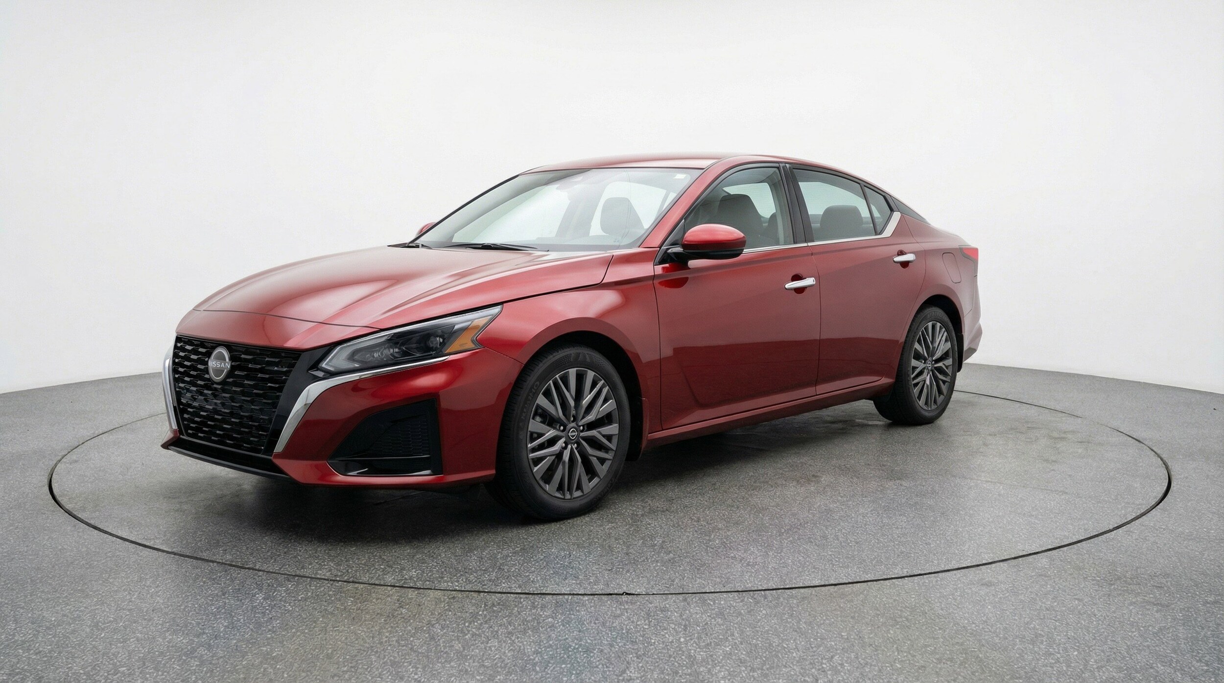 Thumbnail: 2025 Nissan Altima - 3