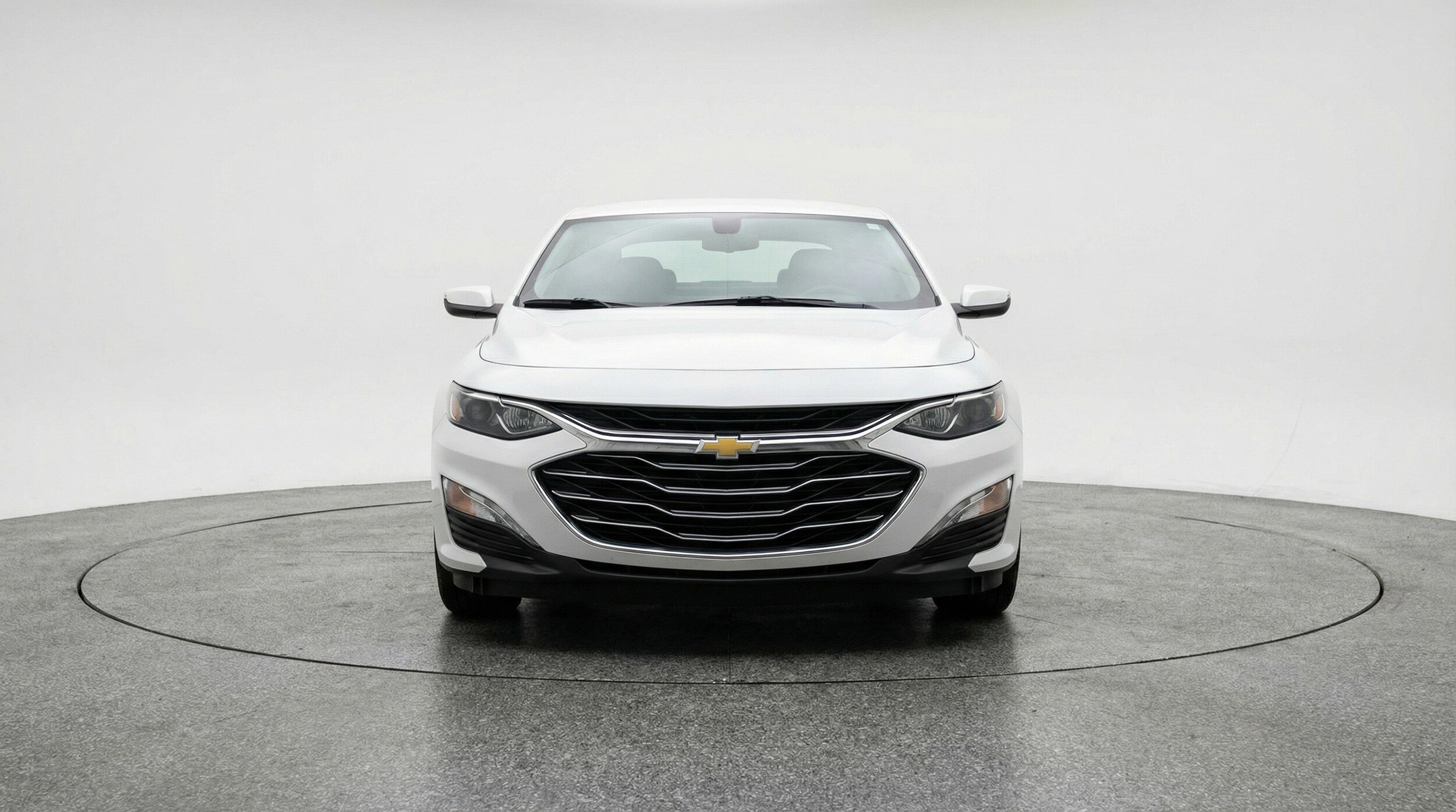 Thumbnail: 2024 Chevrolet Malibu - 2
