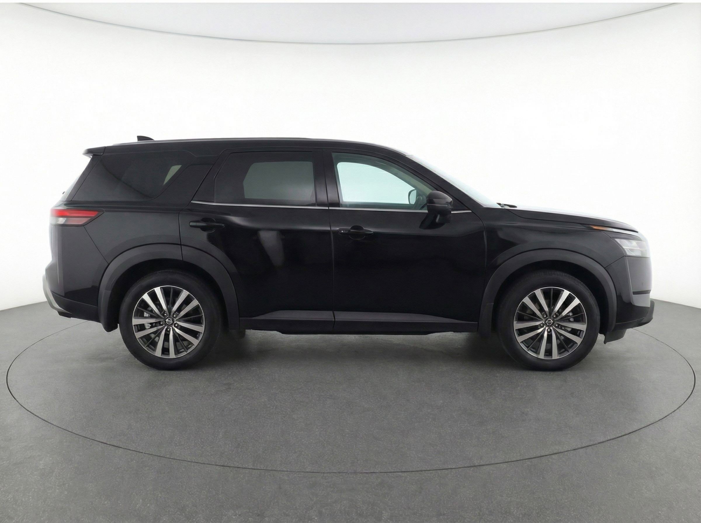 Thumbnail: 2024 Nissan Kicks - 11