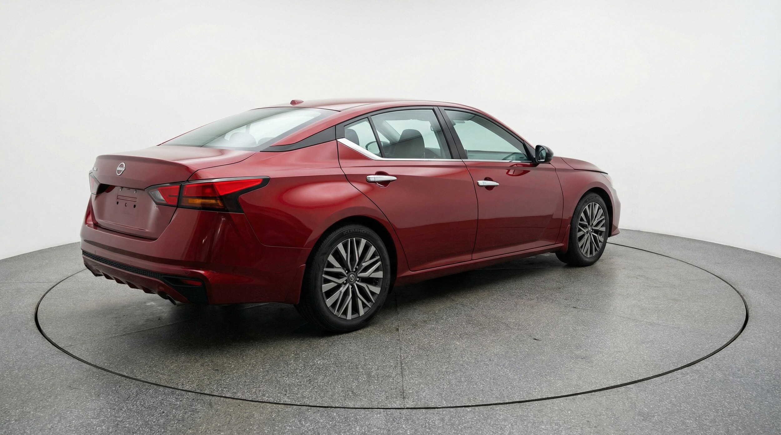 Thumbnail: 2025 Nissan Altima - 9