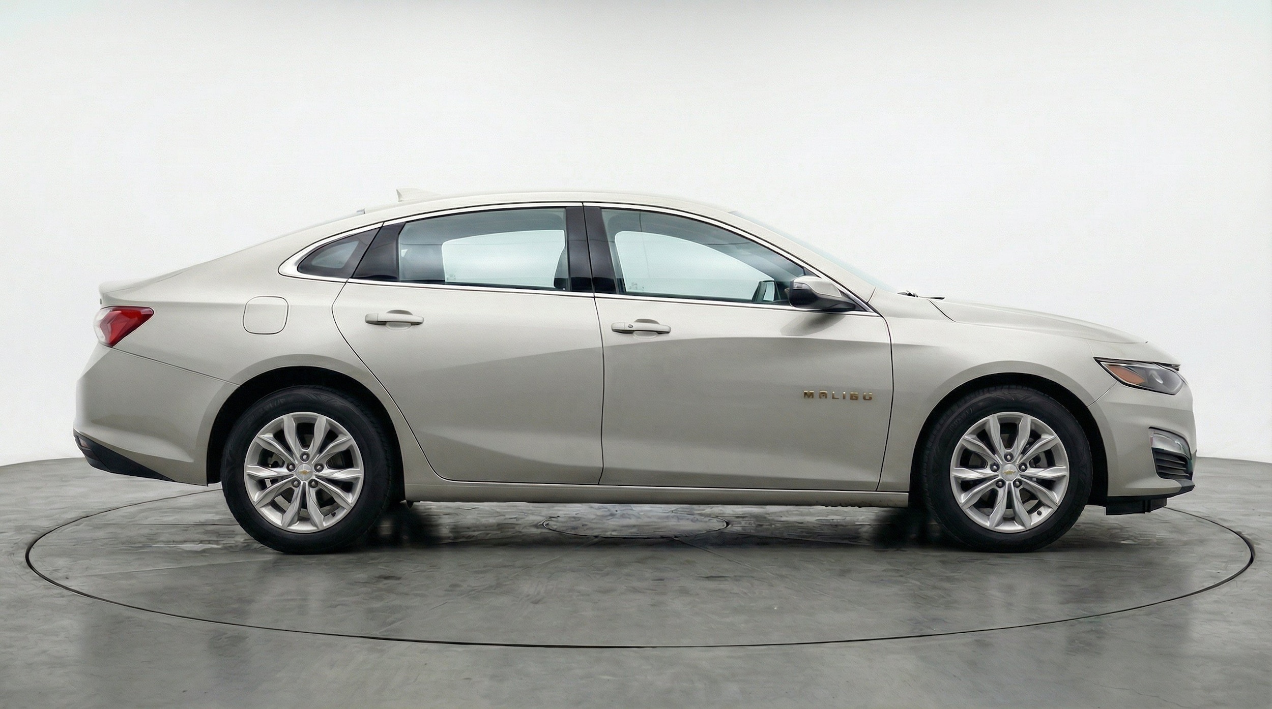 Thumbnail: 2024 Chevrolet Malibu - 11