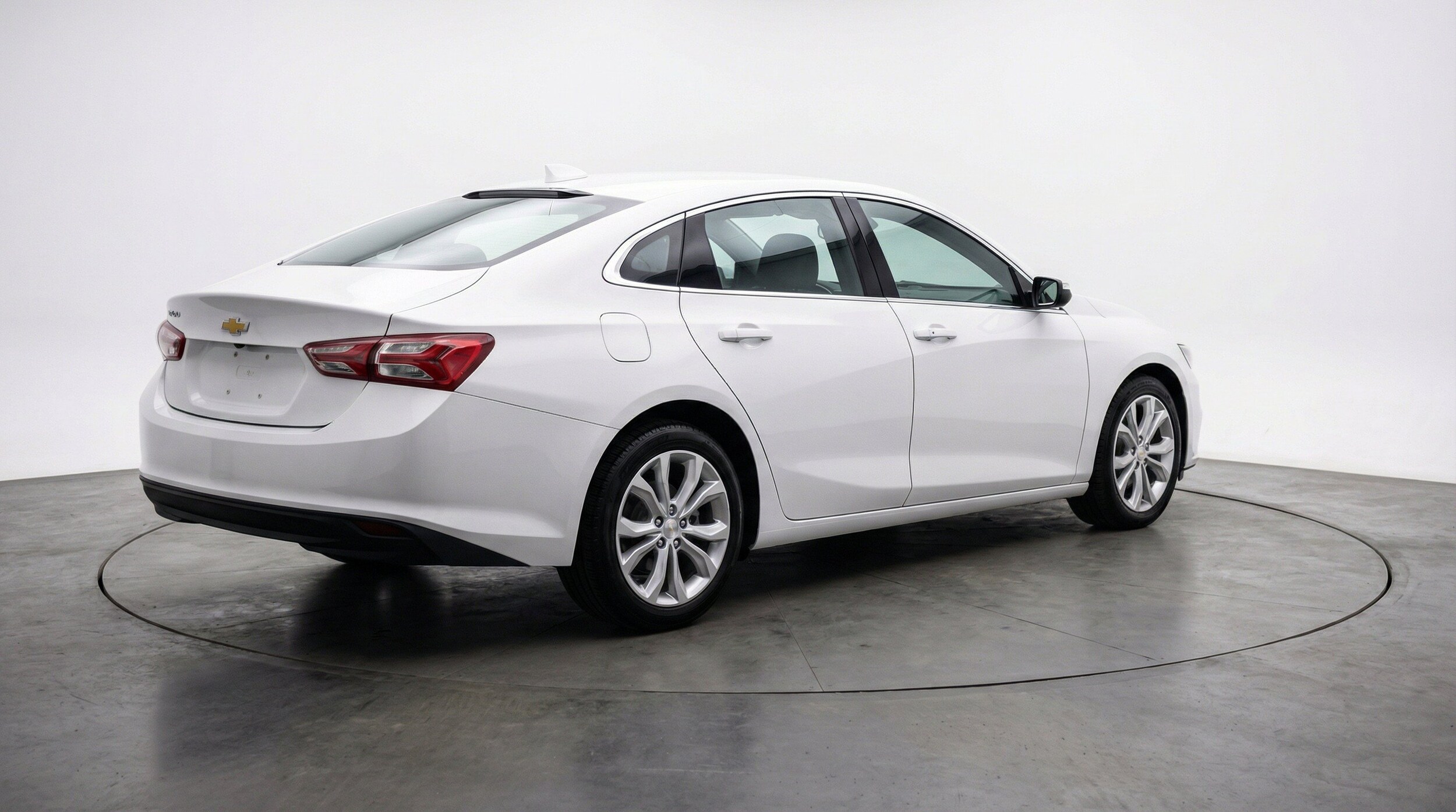 Thumbnail: 2024 Chevrolet Malibu - 9