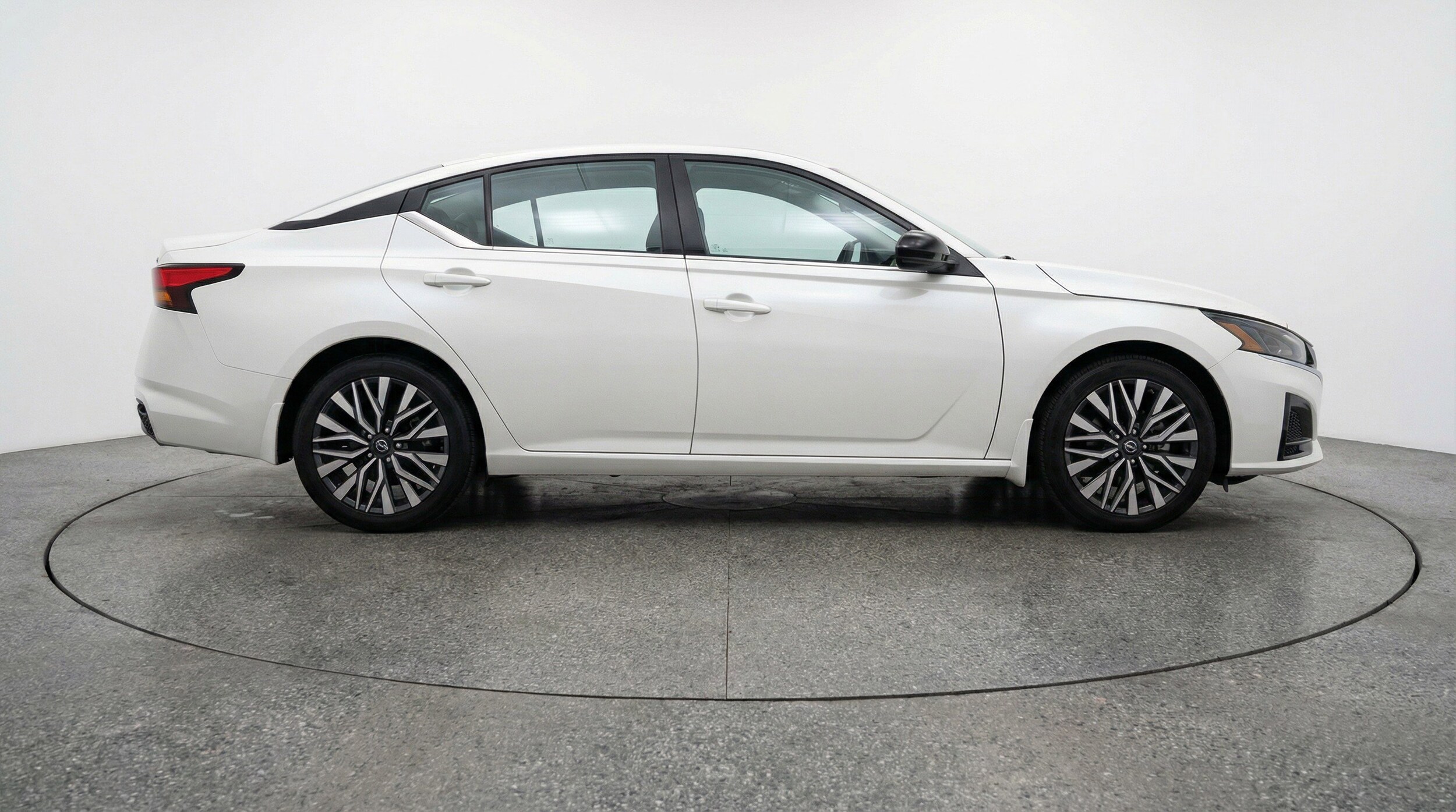 Thumbnail: 2025 Nissan Altima - 11