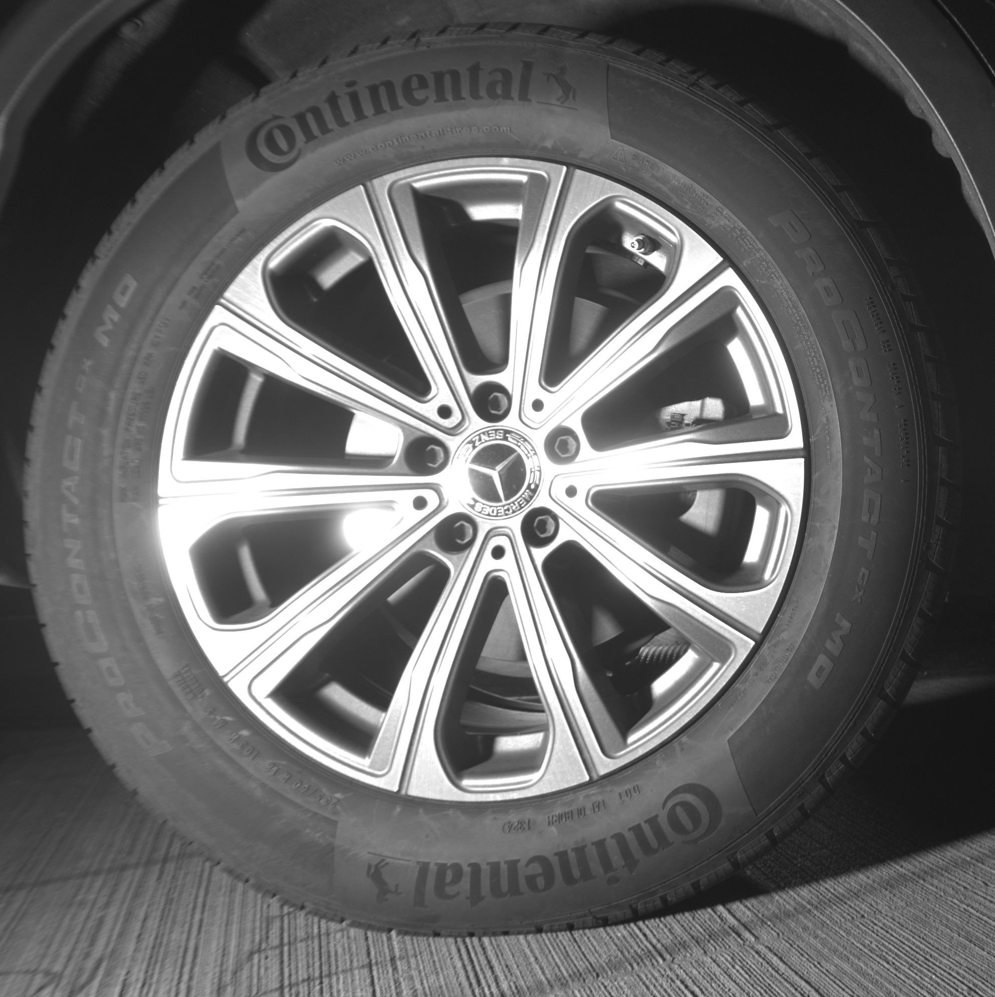 Thumbnail: 2024 Mercedes-Benz GLC - 15