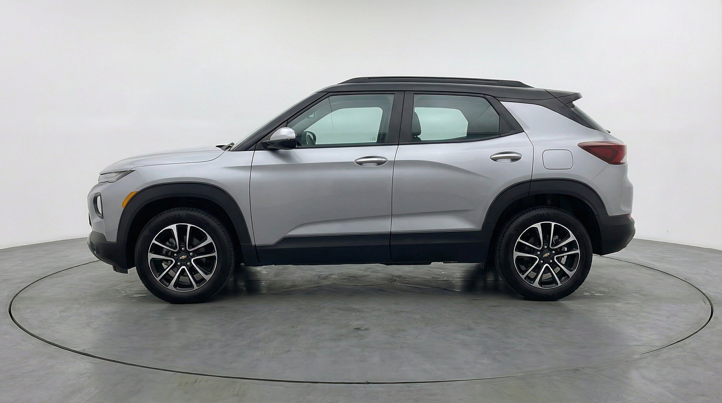 Thumbnail: 2025 Chevrolet TrailBlazer - 11