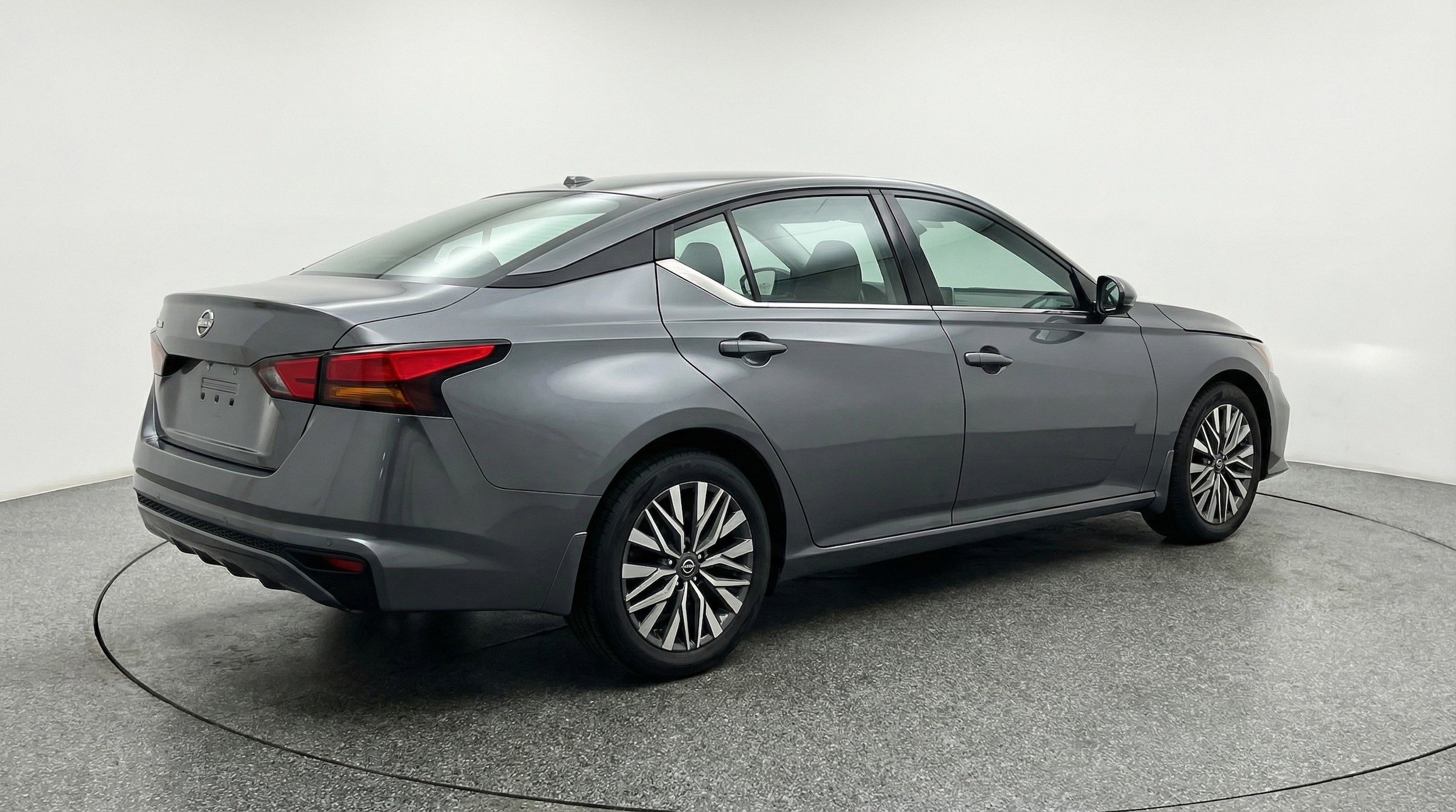 Thumbnail: 2025 Nissan Altima - 9
