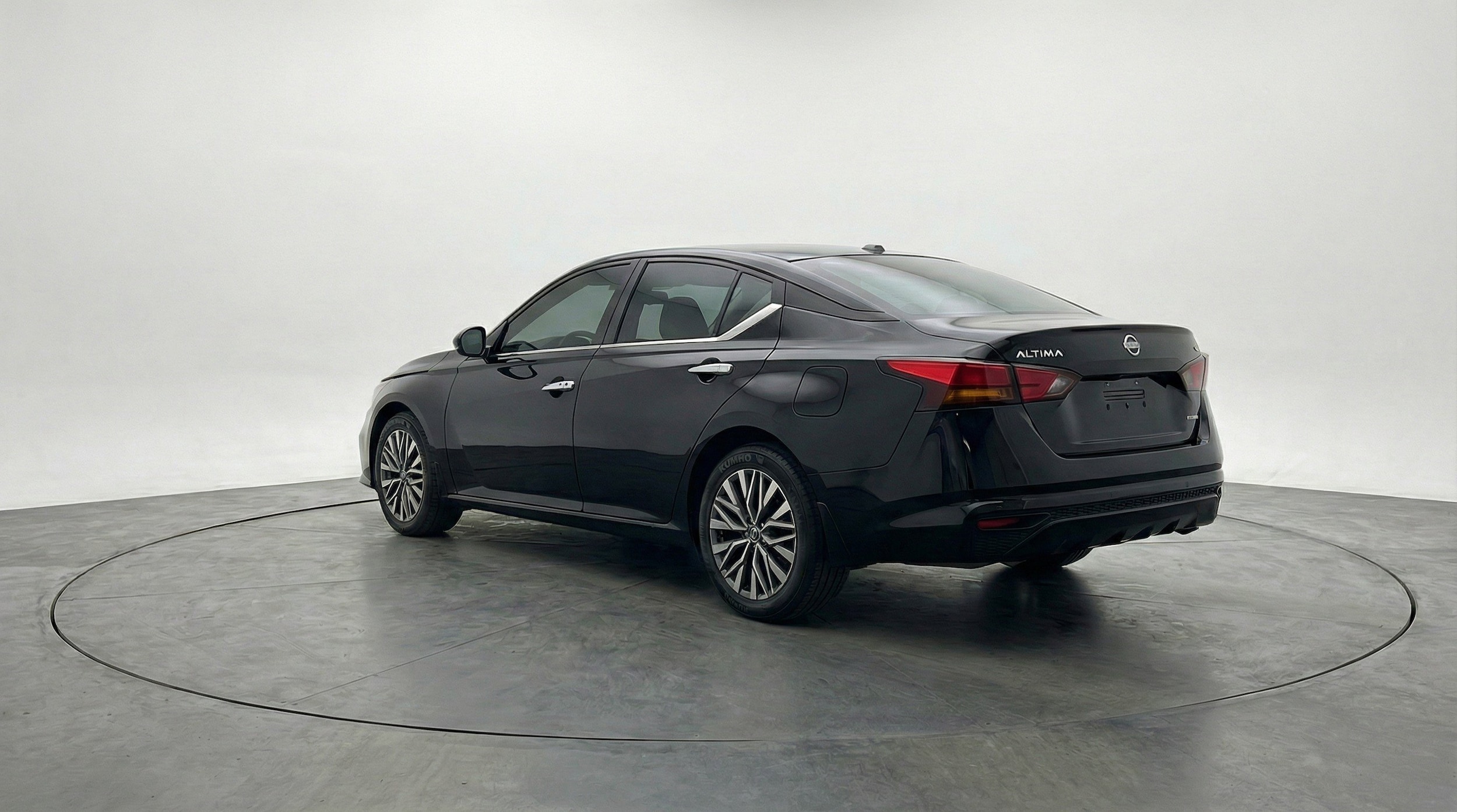 Thumbnail: 2025 Nissan Altima - 6
