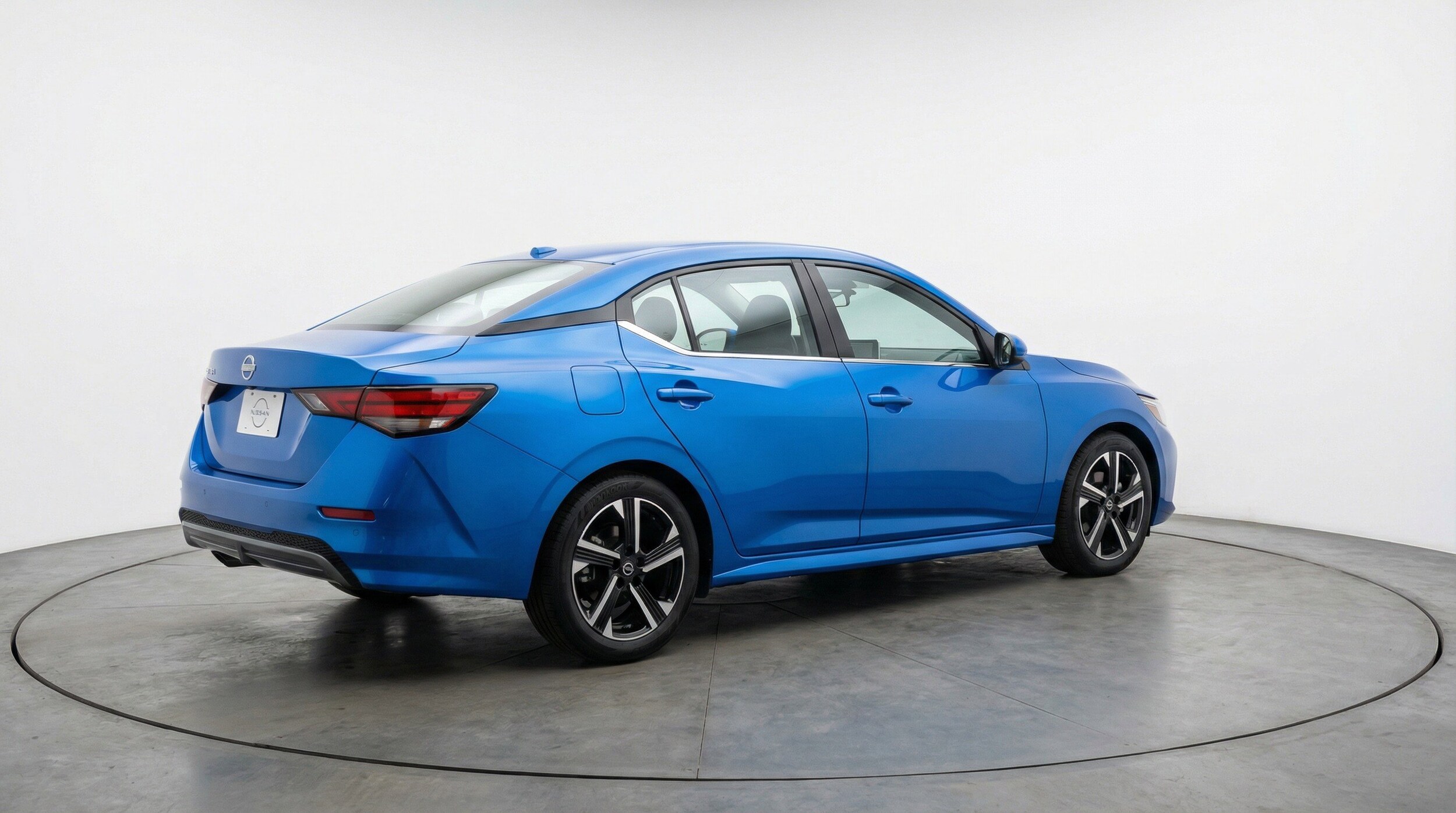 Thumbnail: 2025 Nissan Sentra - 9