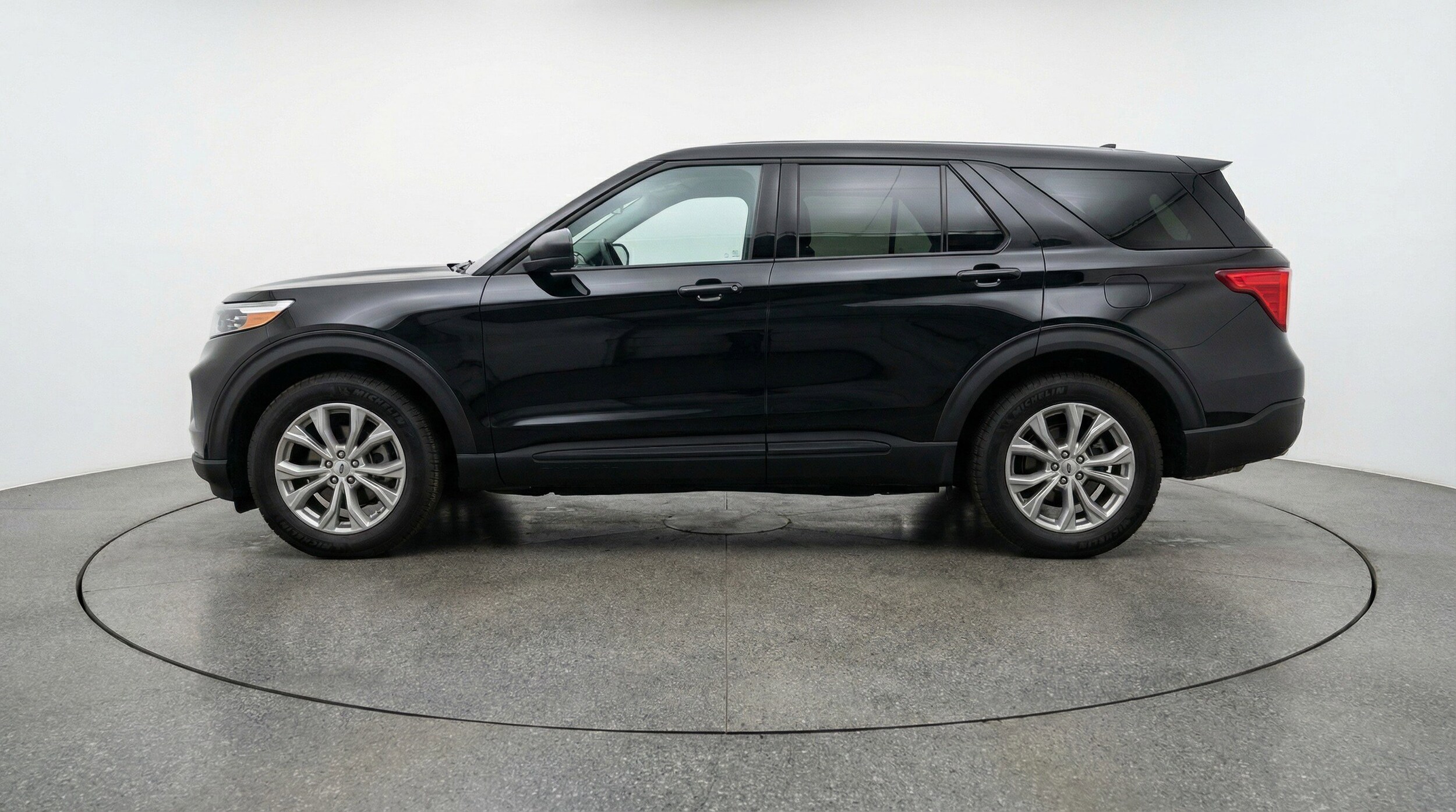 Thumbnail: 2024 Ford Explorer - 5