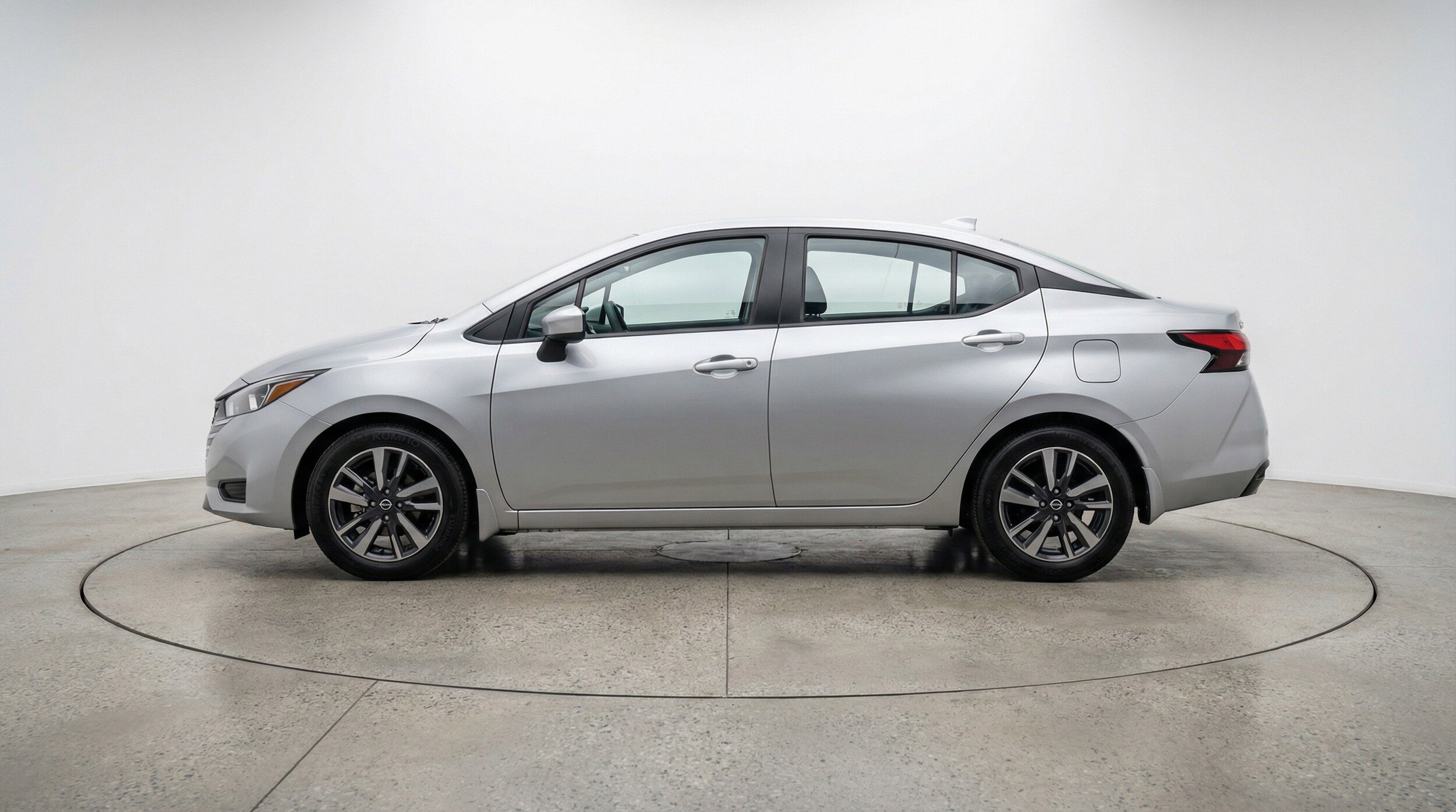 Thumbnail: 2025 Nissan Versa - 5