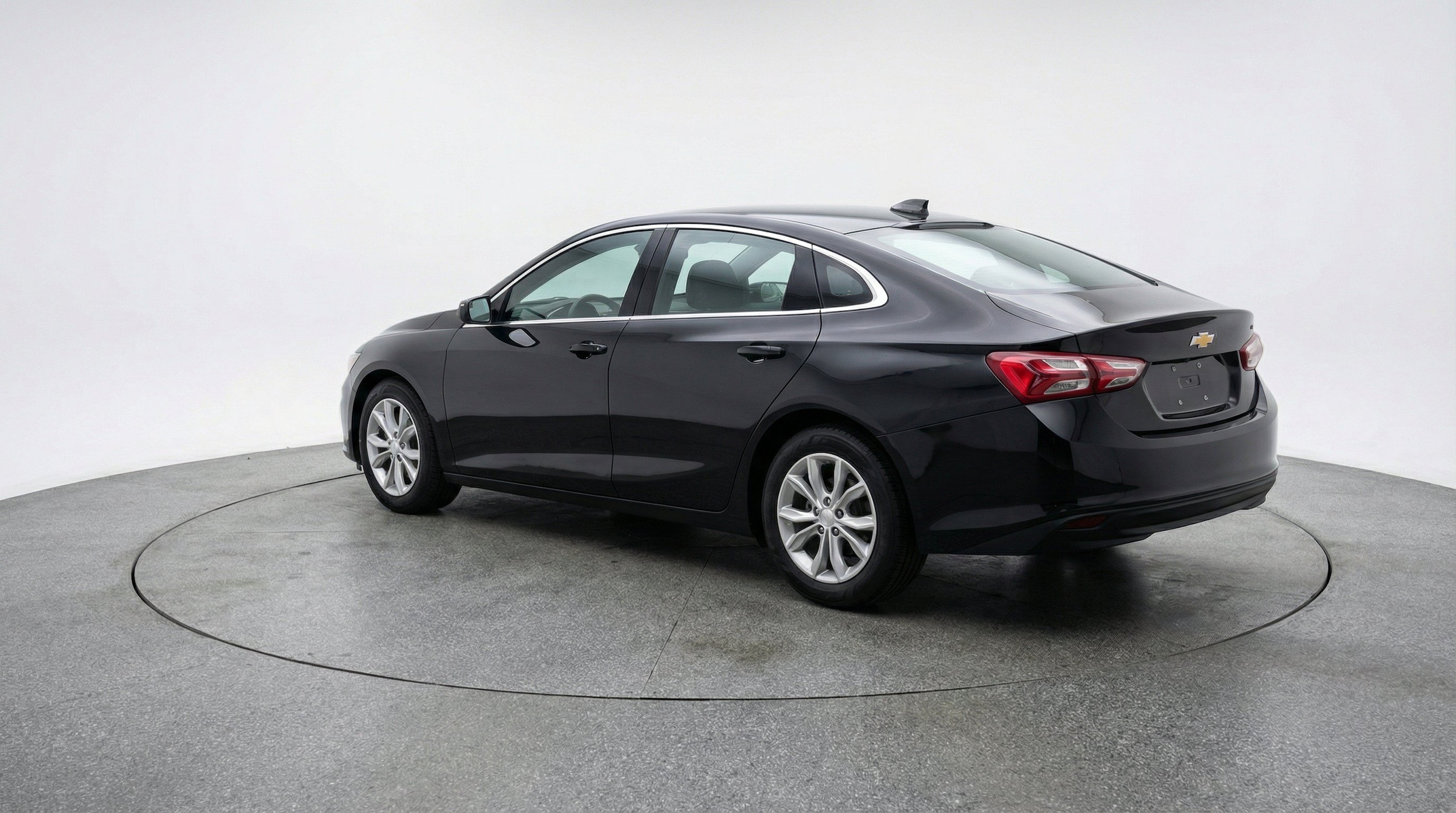 Thumbnail: 2024 Chevrolet Malibu - 6