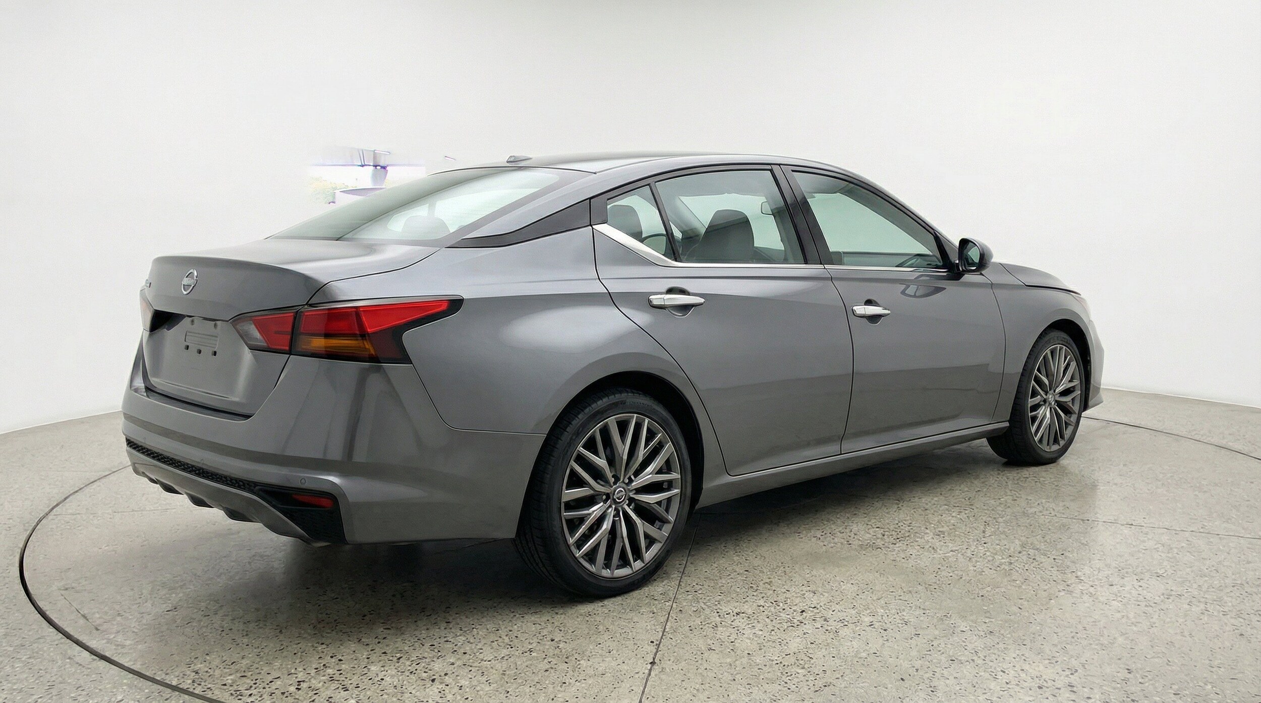 Thumbnail: 2025 Nissan Altima - 9
