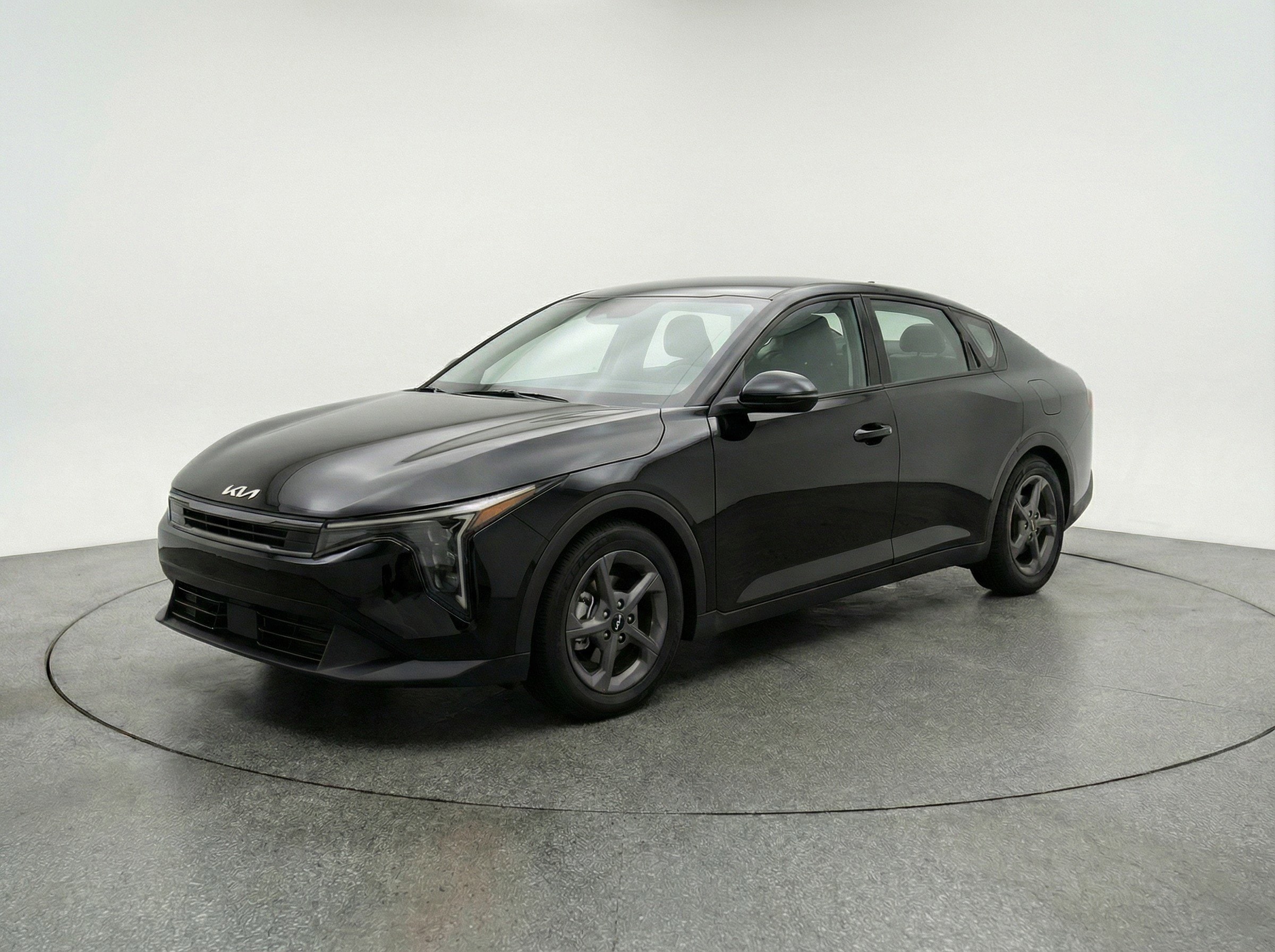 Thumbnail: 2025 Kia K4 - 3