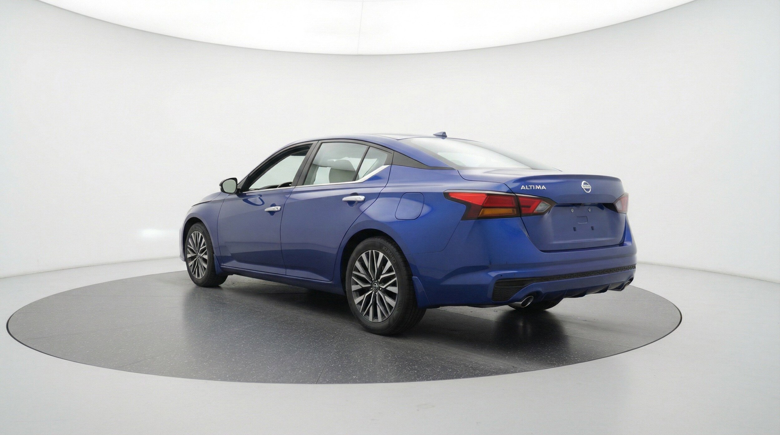 Thumbnail: 2025 Nissan Altima - 6