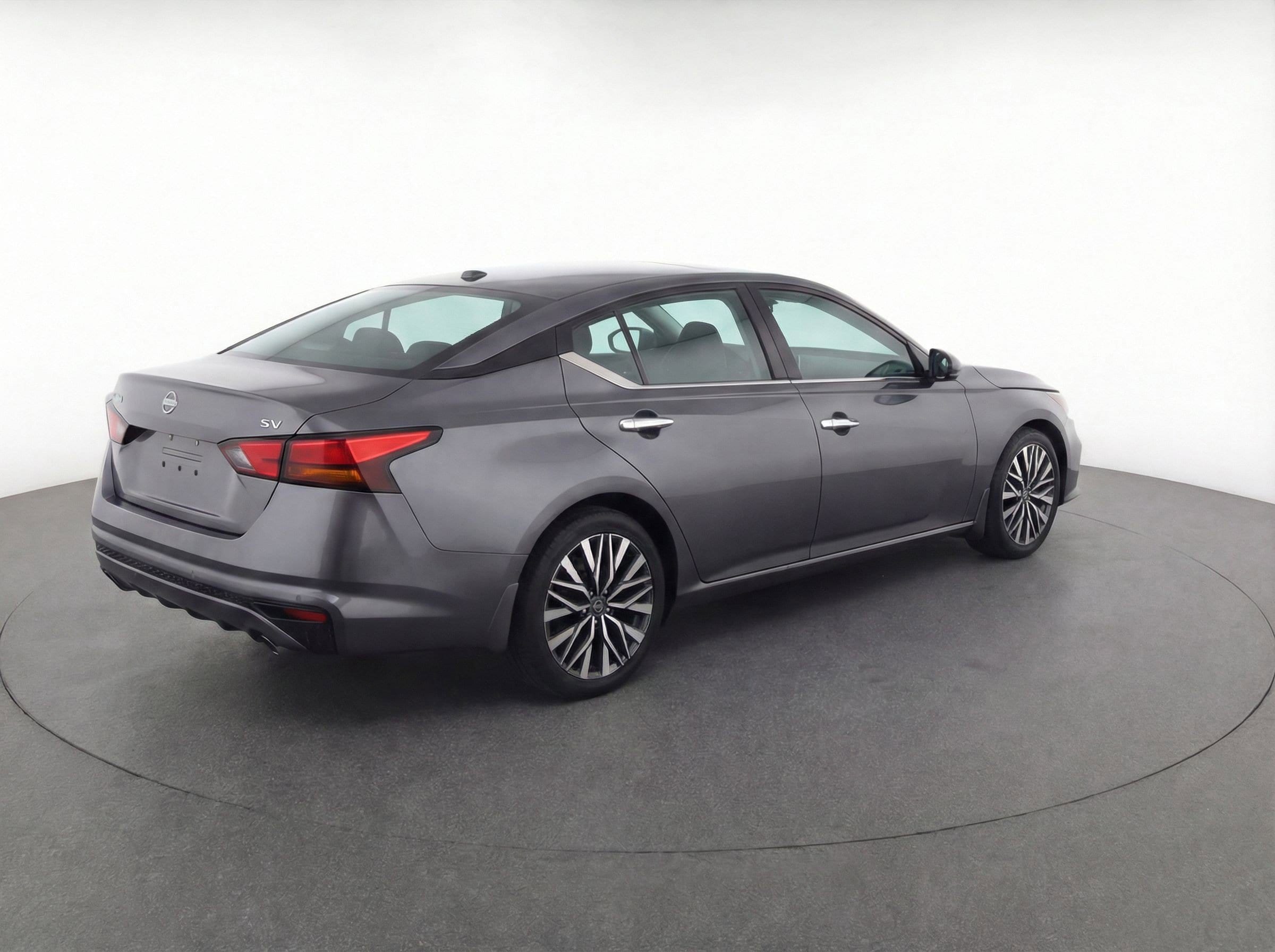 Thumbnail: 2024 Nissan Altima - 9