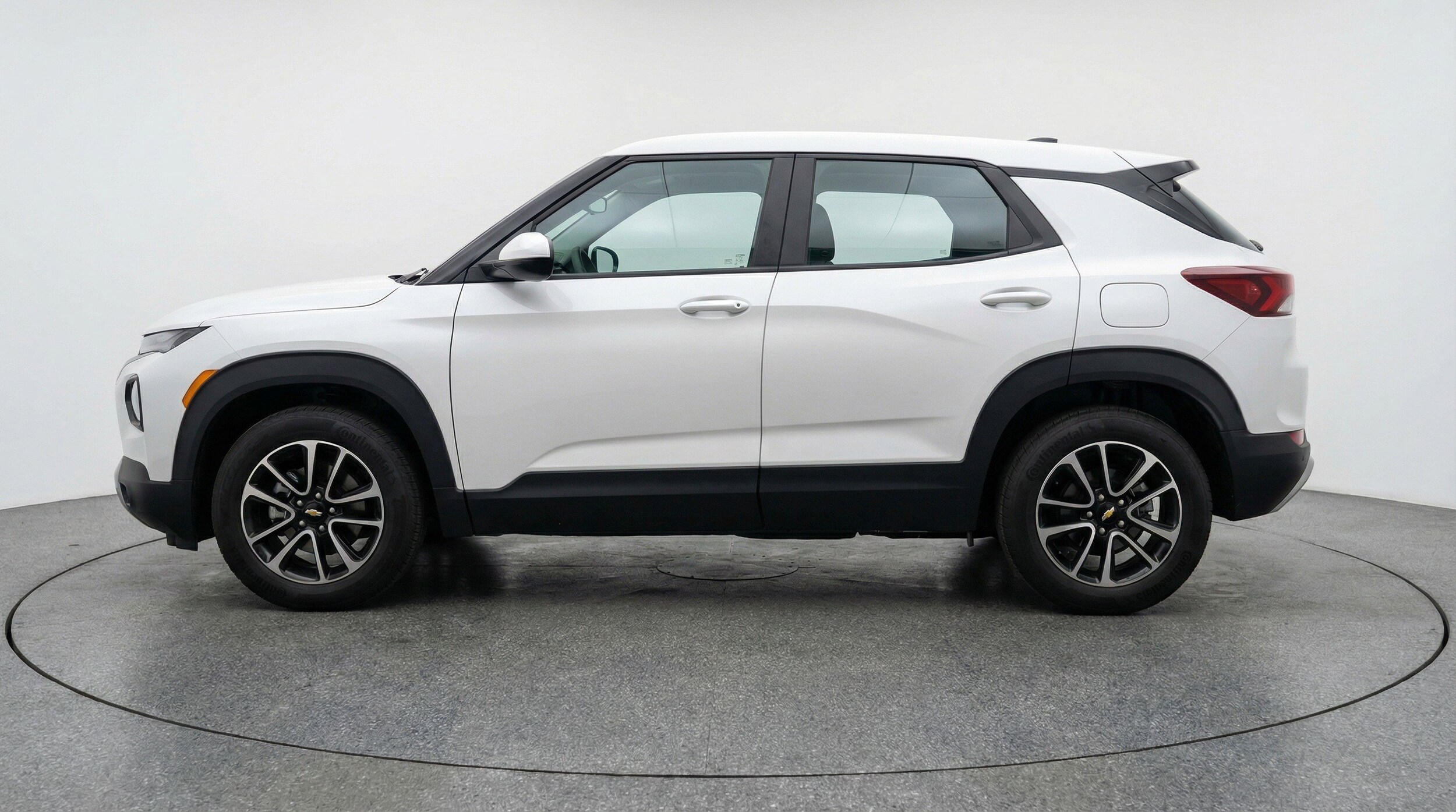 Thumbnail: 2025 Chevrolet TrailBlazer - 5