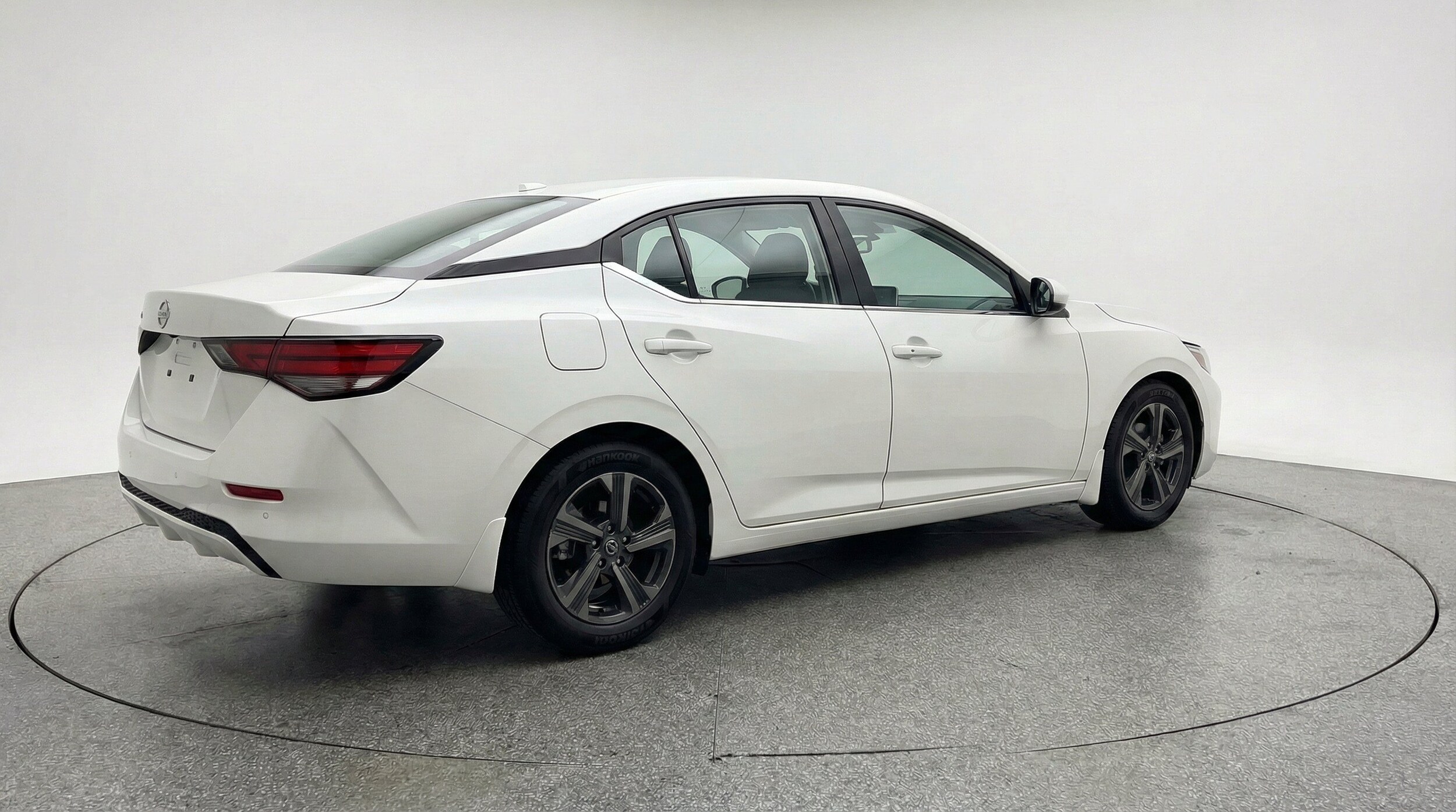 Thumbnail: 2025 Nissan Sentra - 9