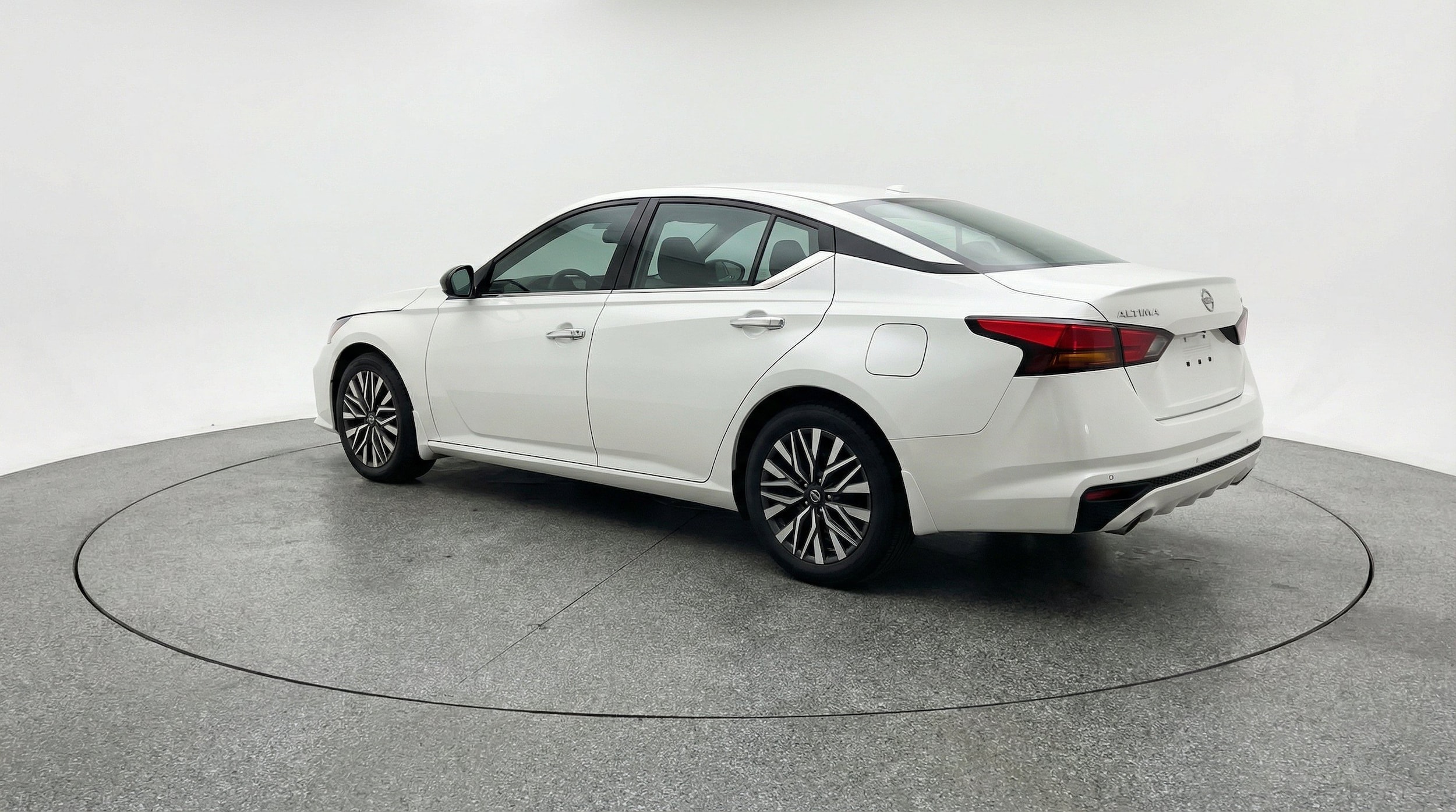 Thumbnail: 2025 Nissan Altima - 6