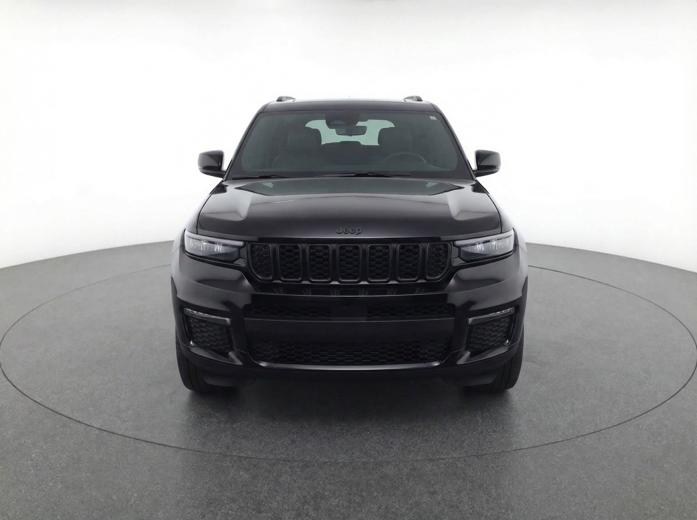 Thumbnail: 2023 Jeep Grand Cherokee - 2