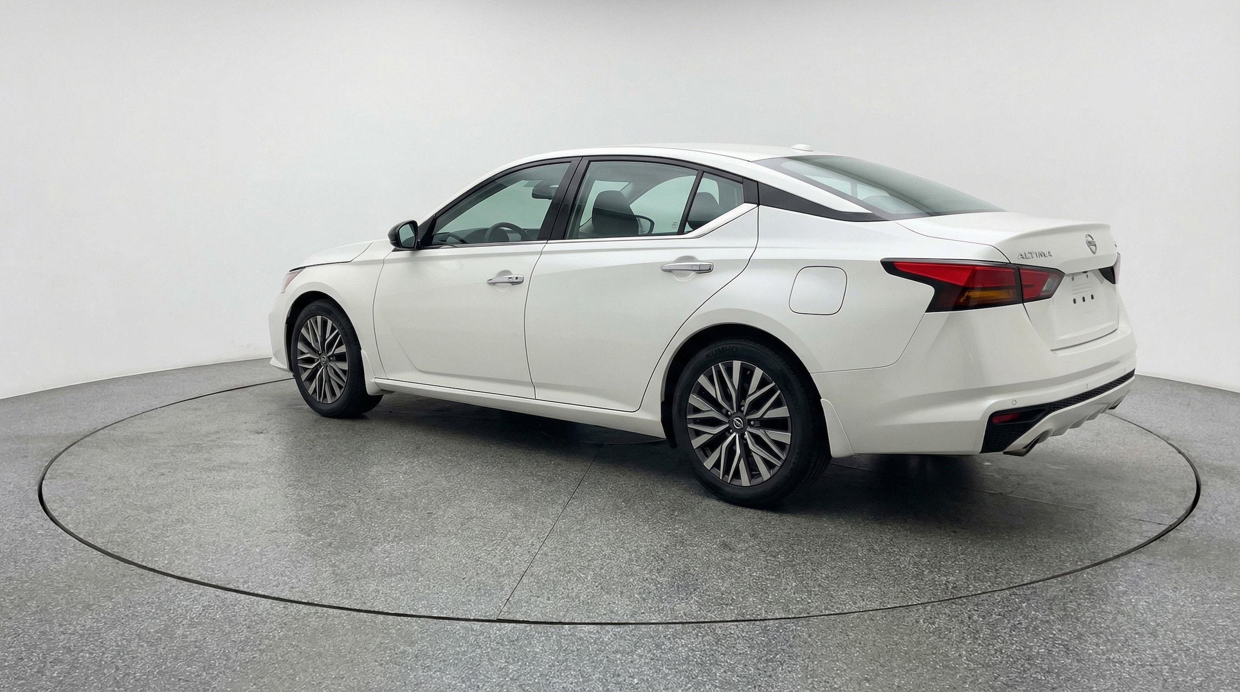 Thumbnail: 2025 Nissan Altima - 6