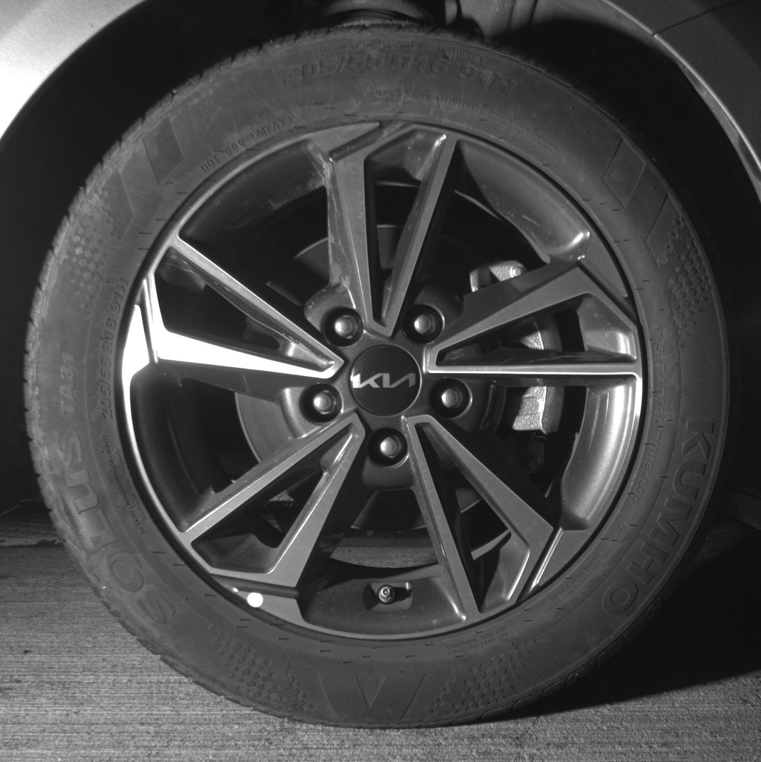 Thumbnail: 2024 Kia Forte - 18