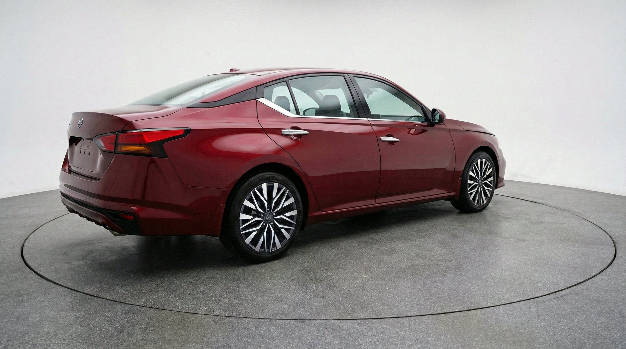 Thumbnail: 2025 Nissan Altima - 9