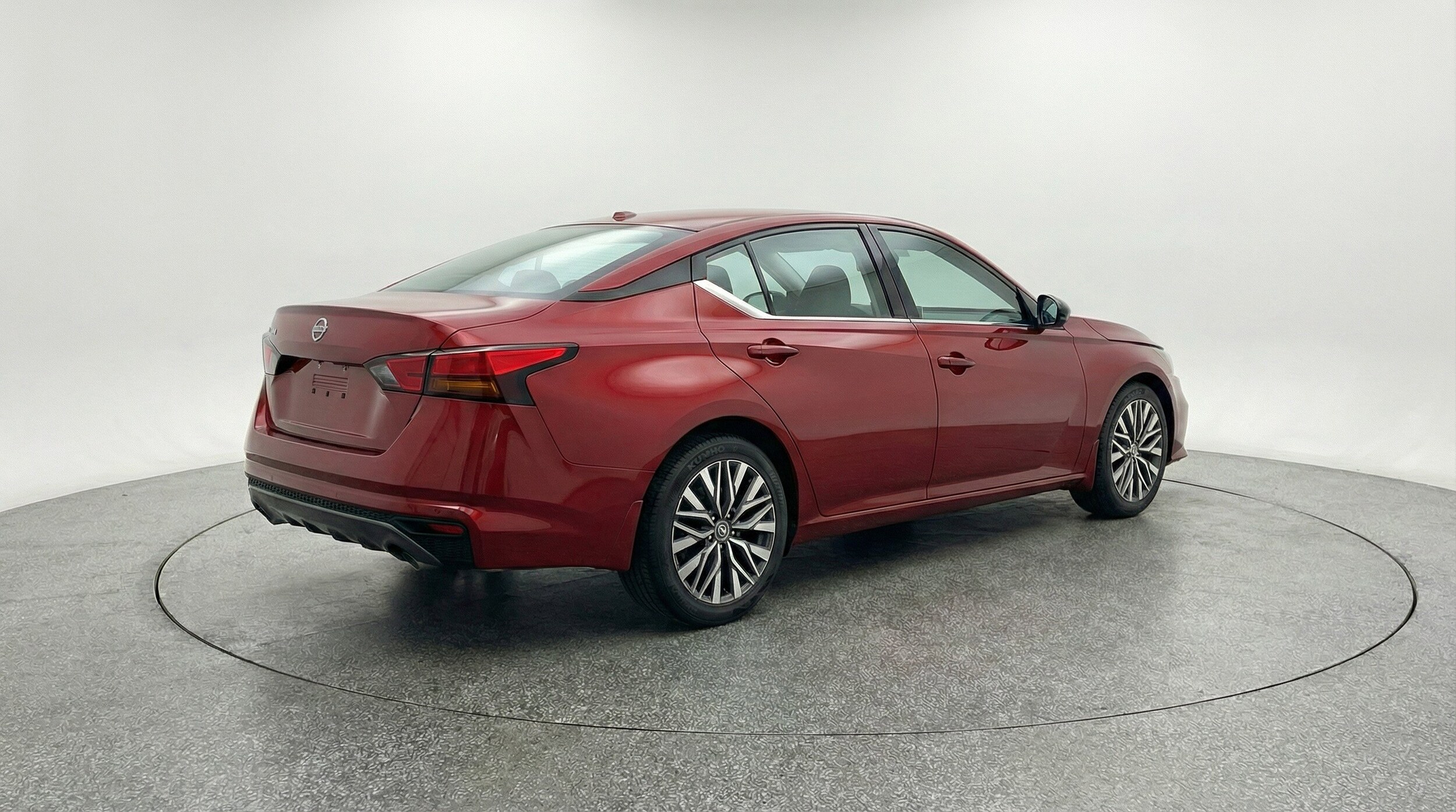 Thumbnail: 2025 Nissan Altima - 9