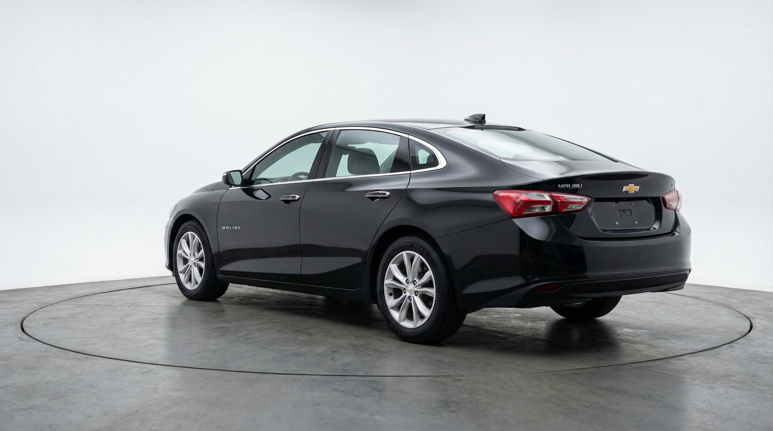 Thumbnail: 2024 Chevrolet Malibu - 6