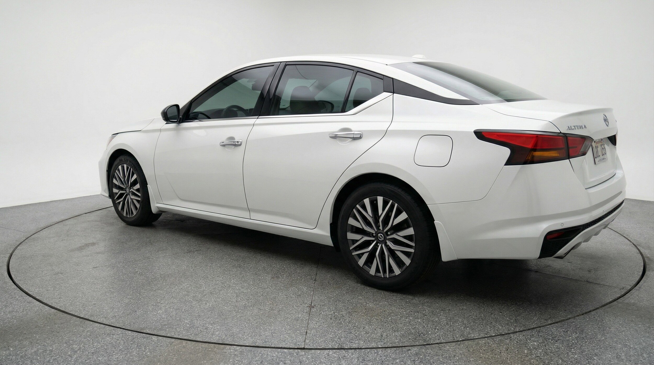 Thumbnail: 2025 Nissan Altima - 6