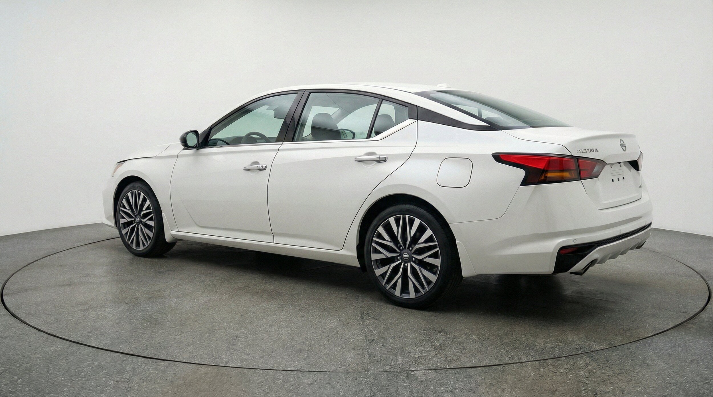 Thumbnail: 2025 Nissan Altima - 6
