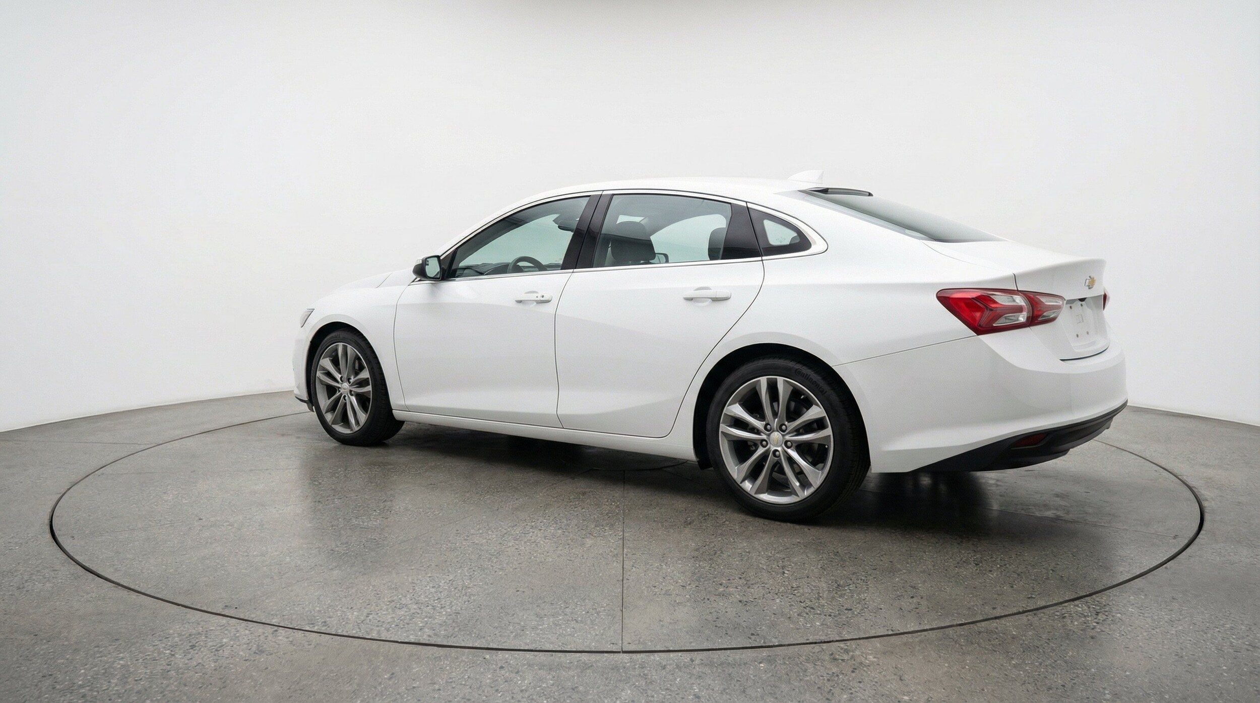 Thumbnail: 2024 Chevrolet Malibu - 6