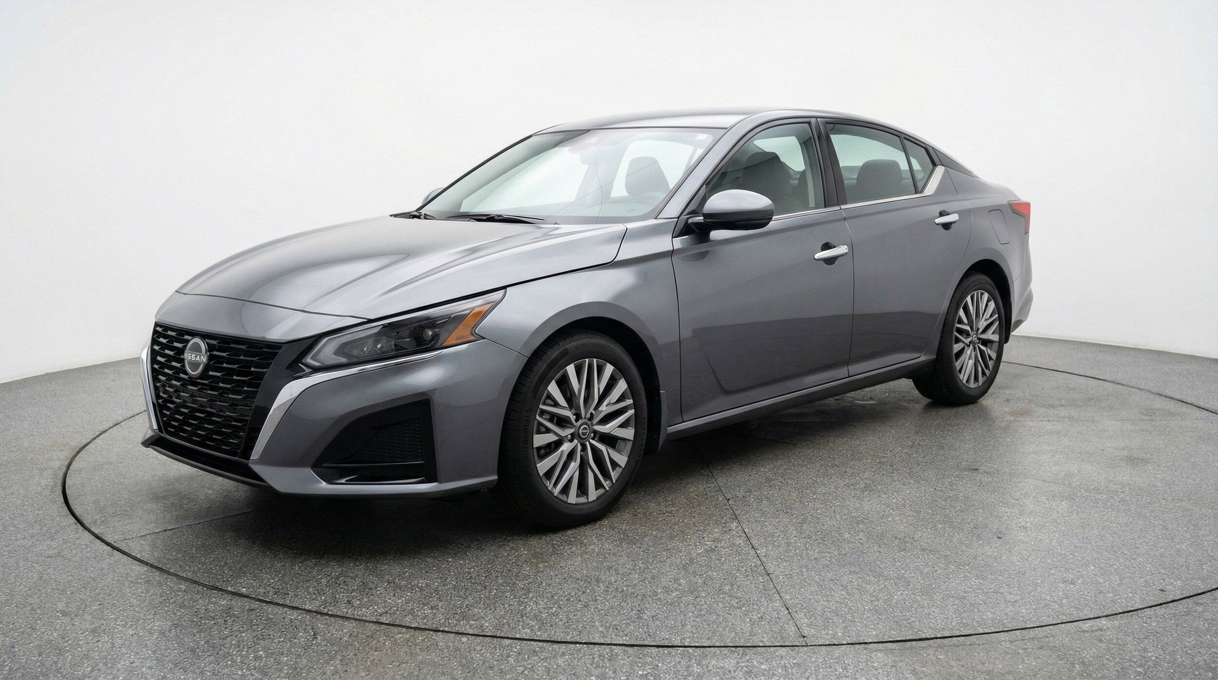 Thumbnail: 2025 Nissan Altima - 3