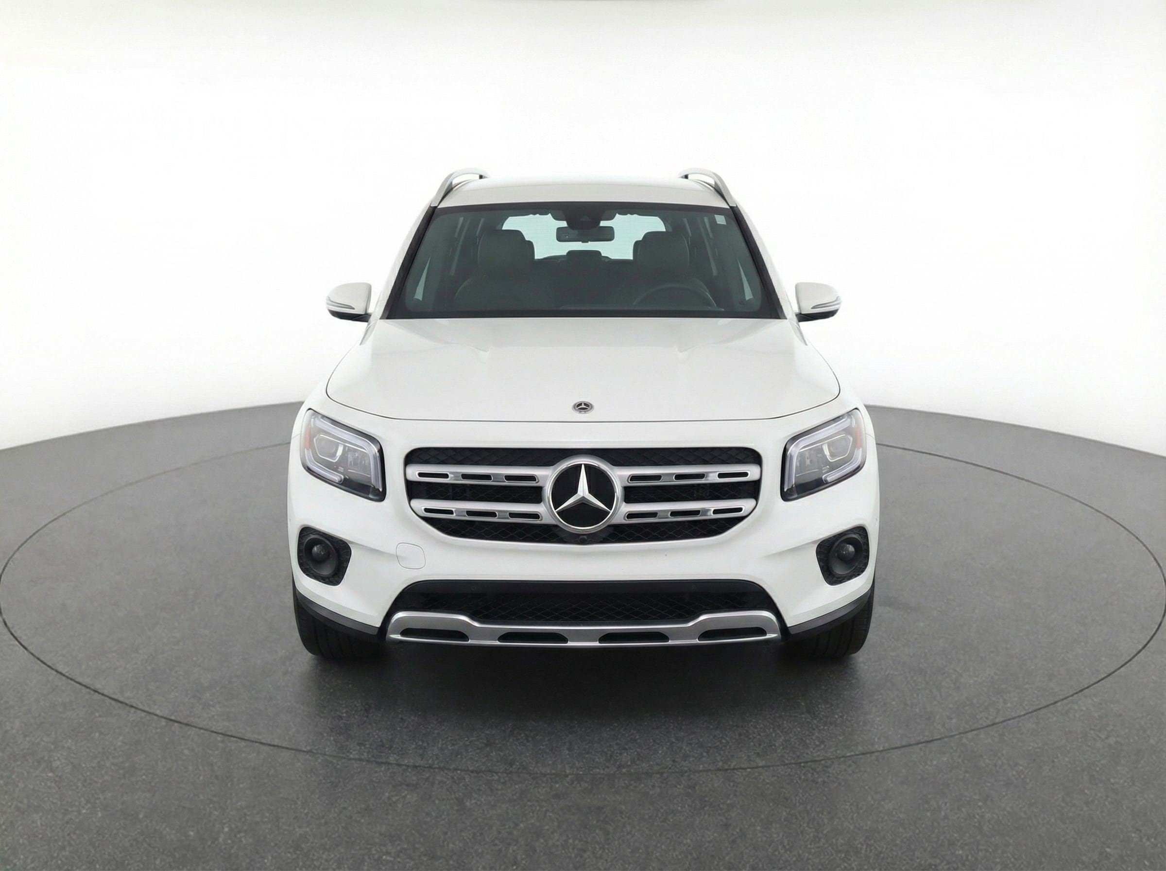 Thumbnail: 2025 Mercedes-Benz GLB - 2