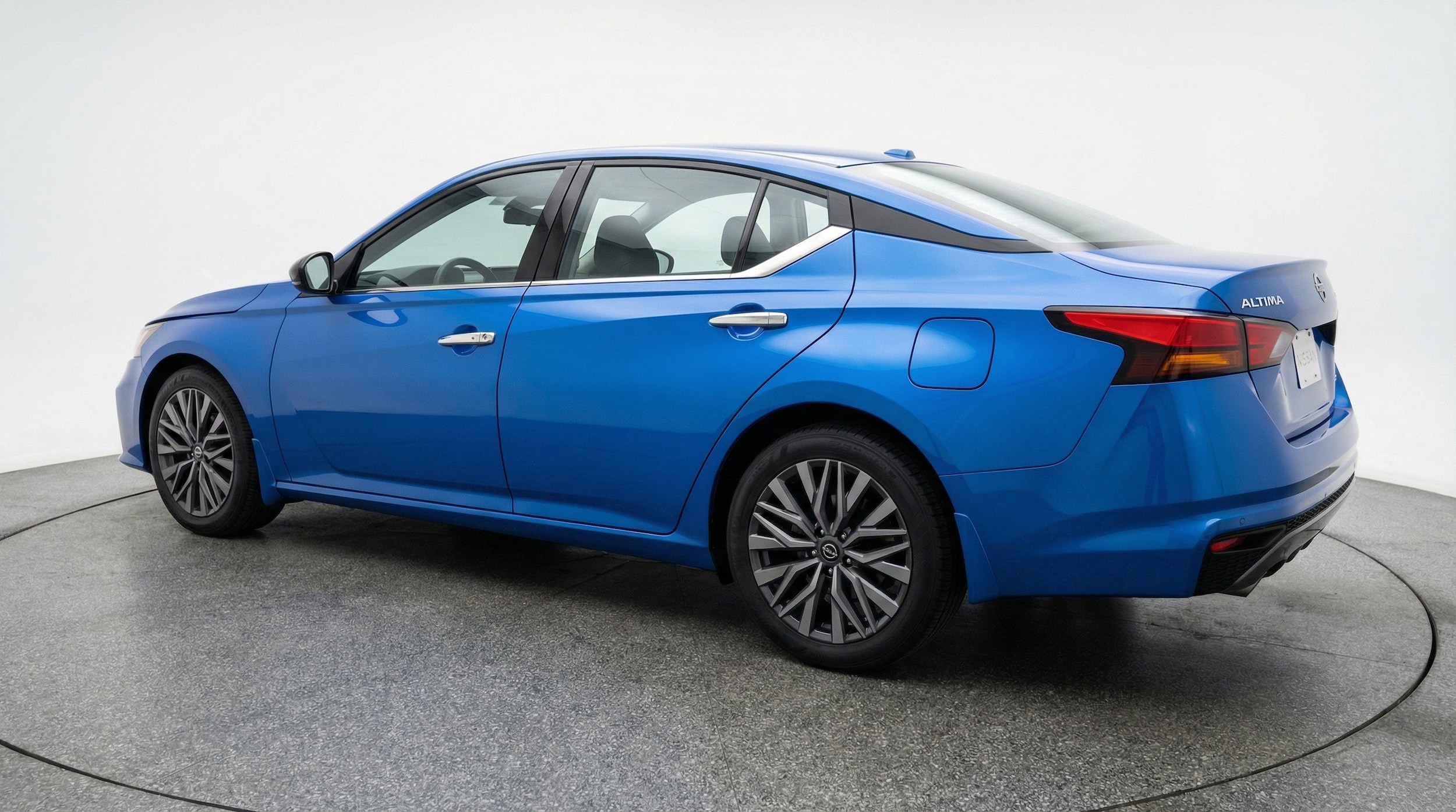 Thumbnail: 2025 Nissan Altima - 6