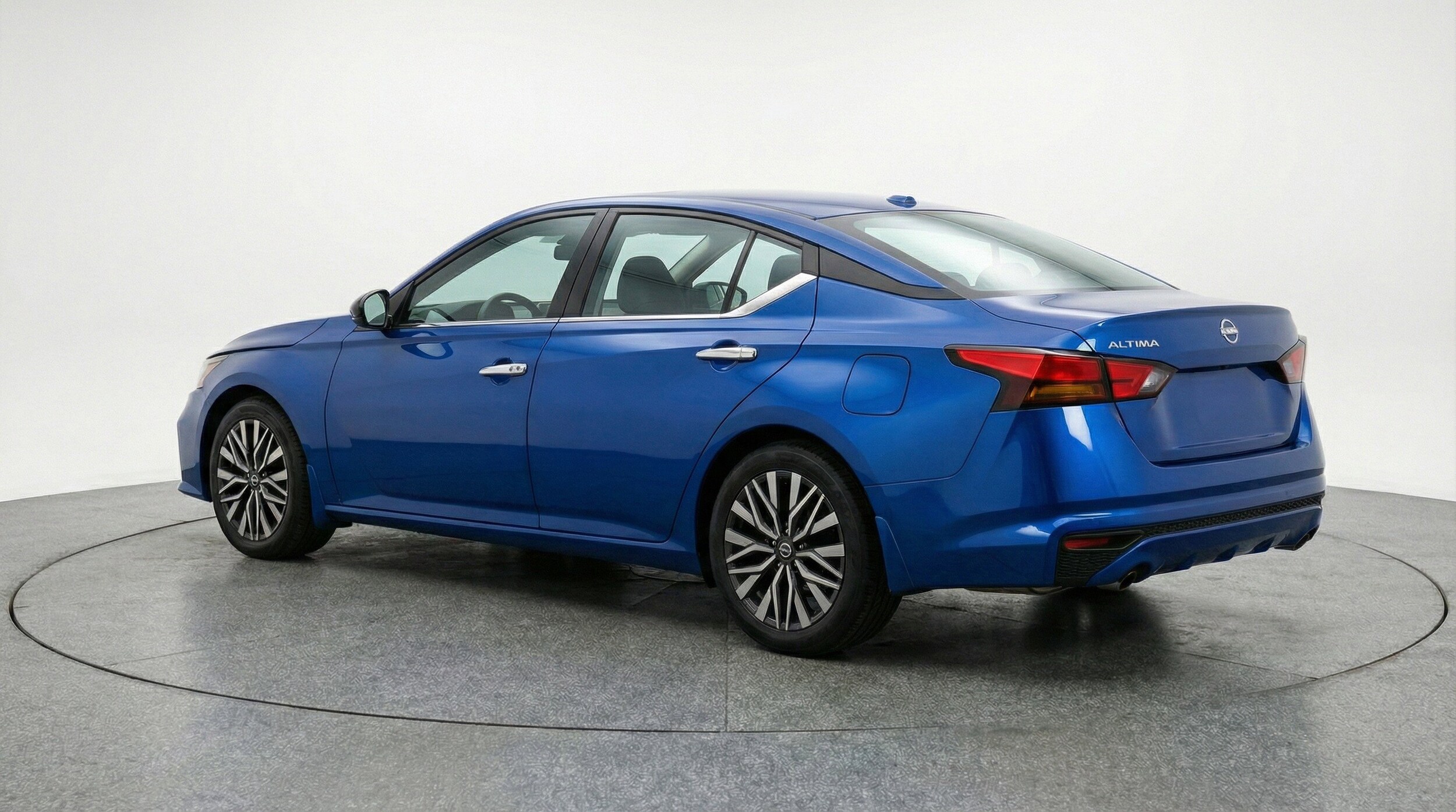 Thumbnail: 2025 Nissan Altima - 6