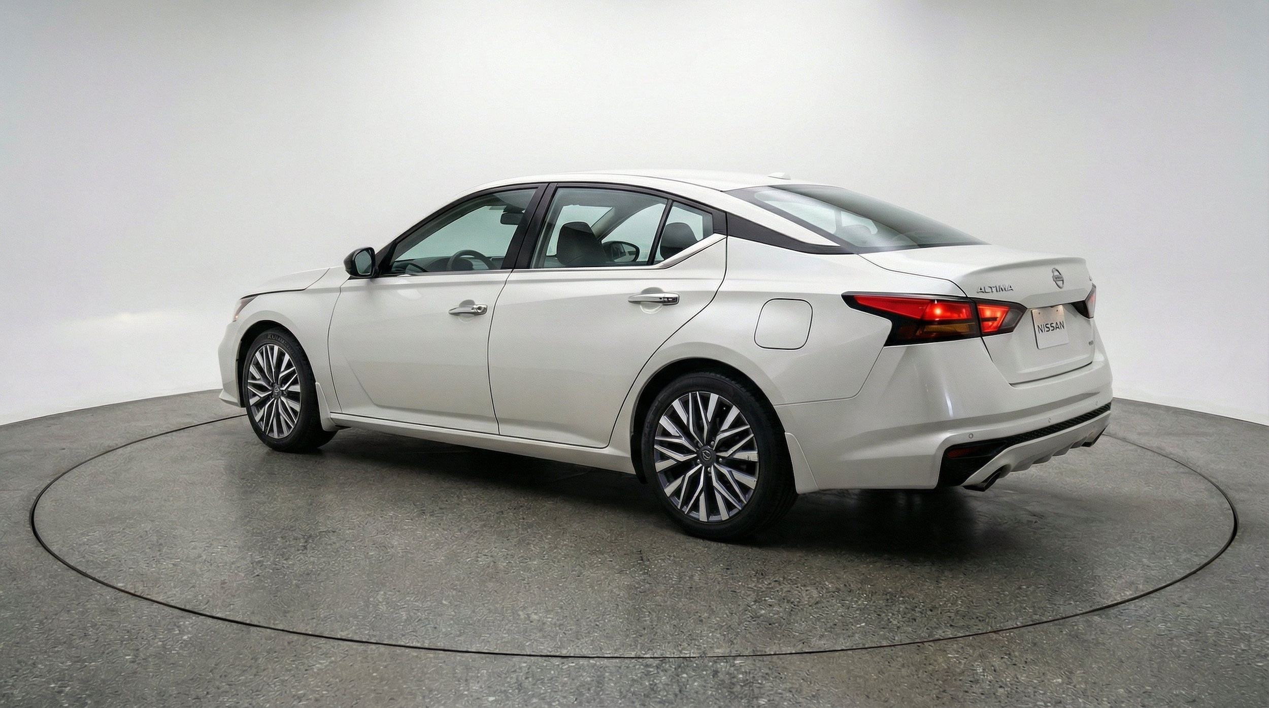 Thumbnail: 2025 Nissan Altima - 6