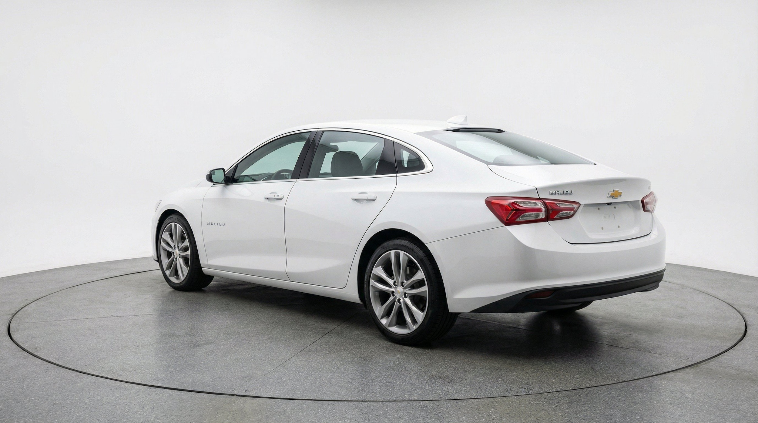 Thumbnail: 2024 Chevrolet Malibu - 6