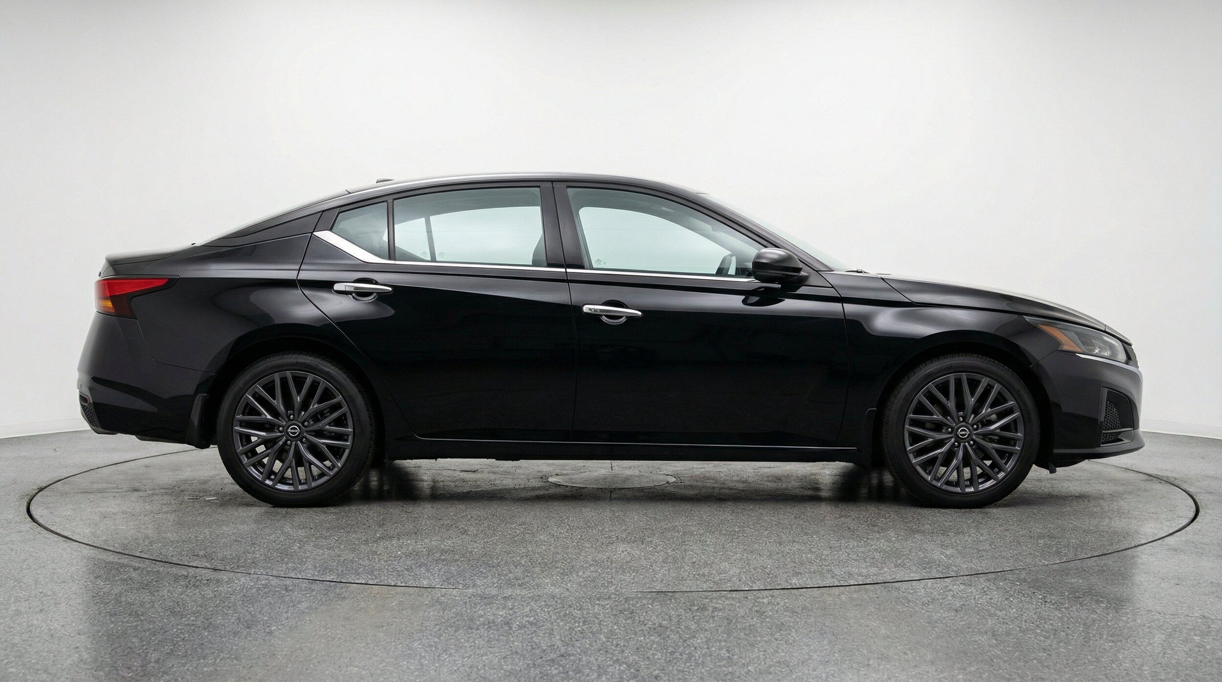 Thumbnail: 2025 Nissan Altima - 11