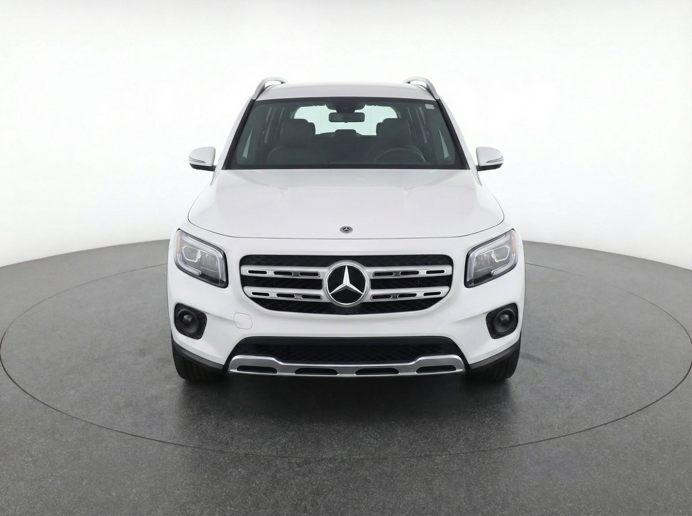 Thumbnail: 2025 Mercedes-Benz GLB - 2