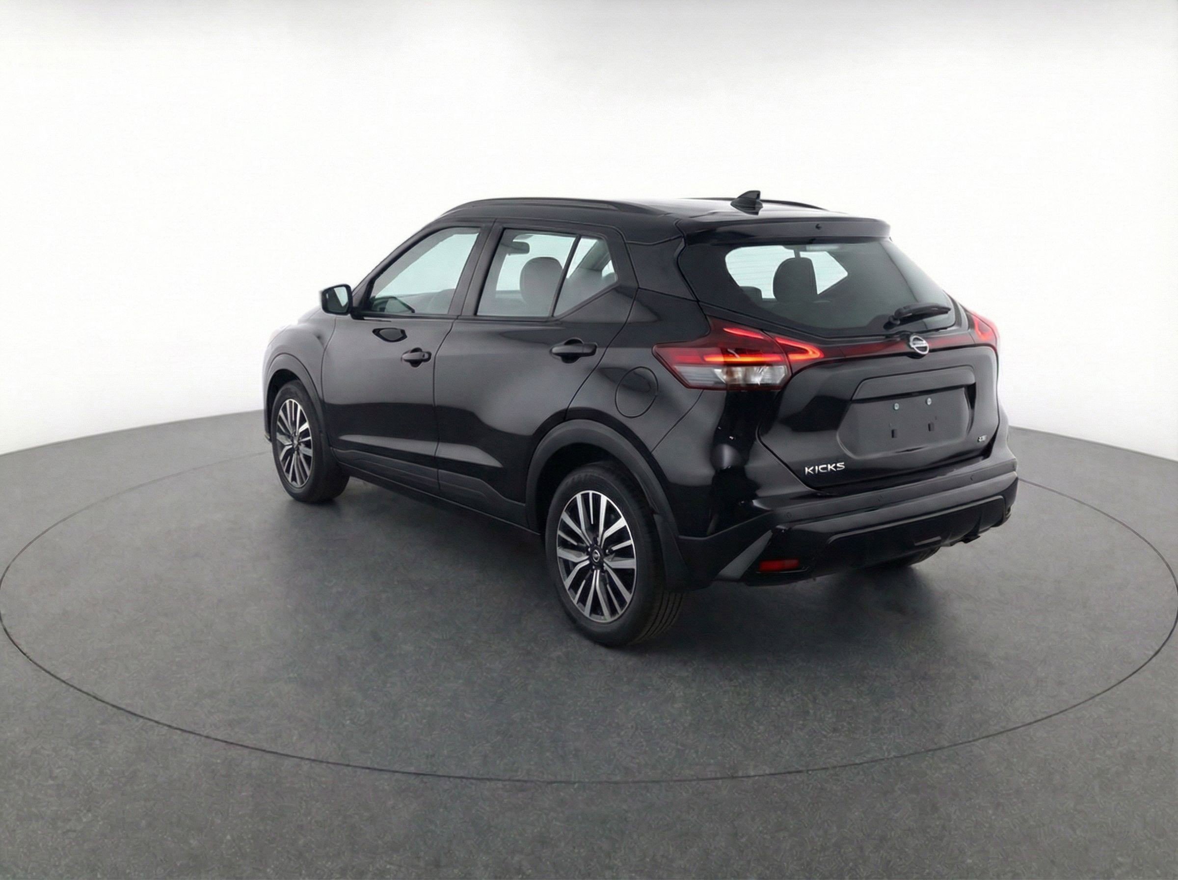 Thumbnail: 2024 Nissan Kicks - 6