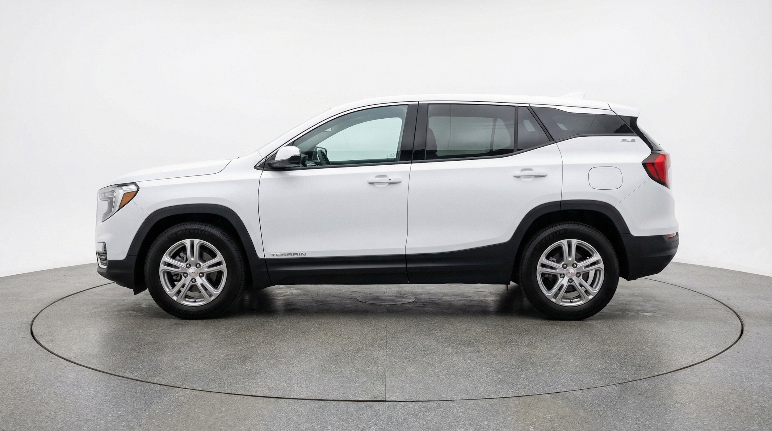 Thumbnail: 2024 GMC Terrain - 5