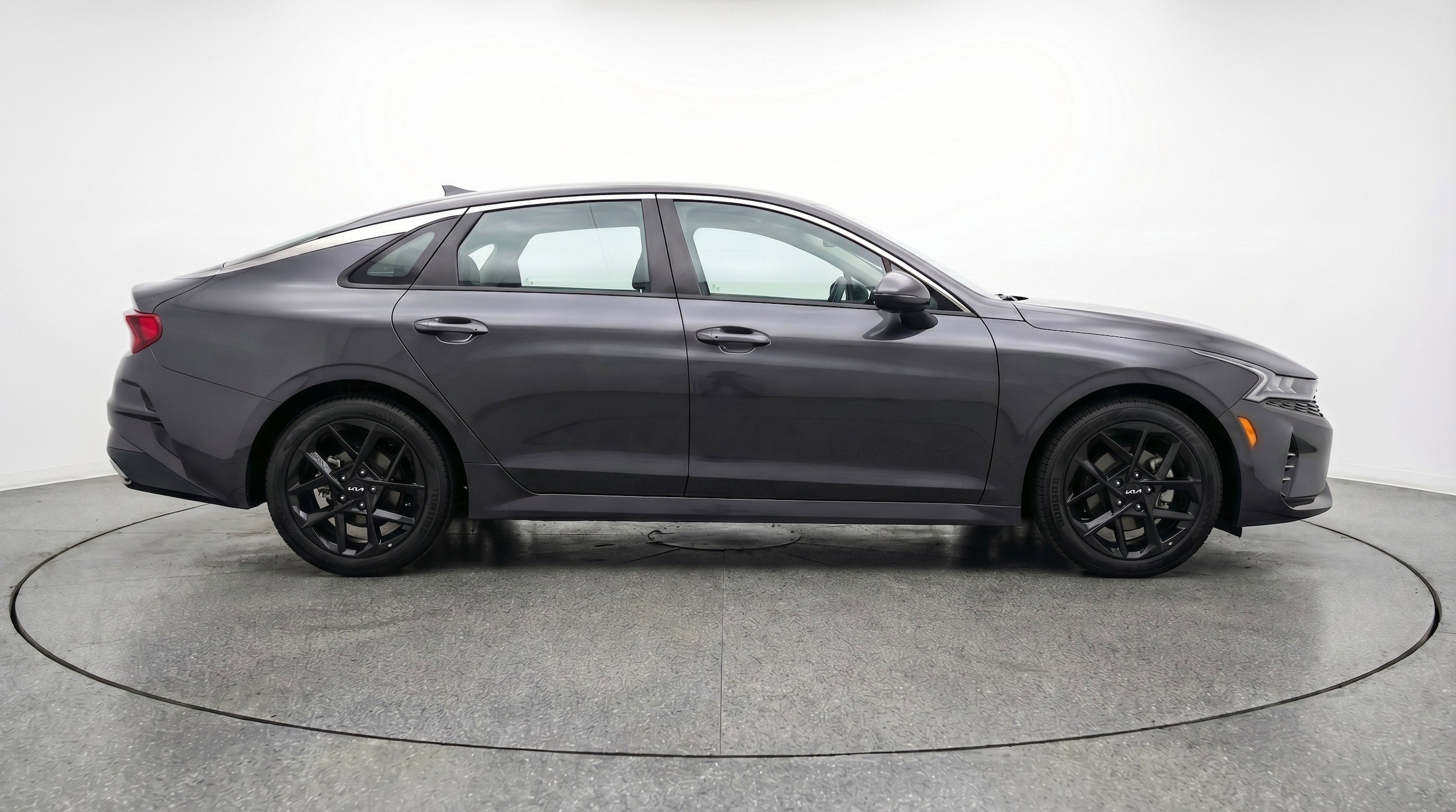 Thumbnail: 2025 Kia K5 - 11