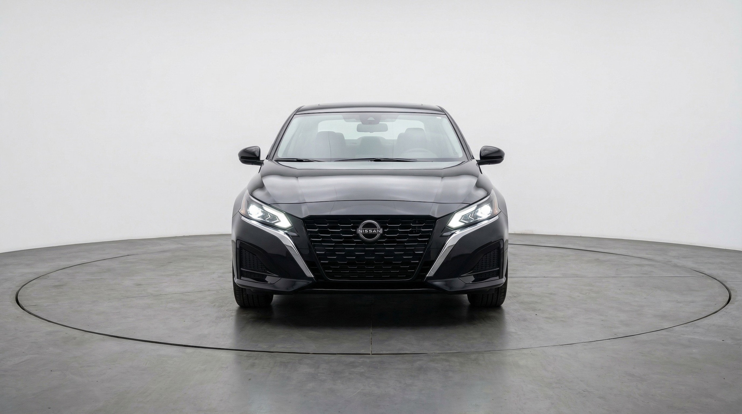 Thumbnail: 2025 Nissan Altima - 2