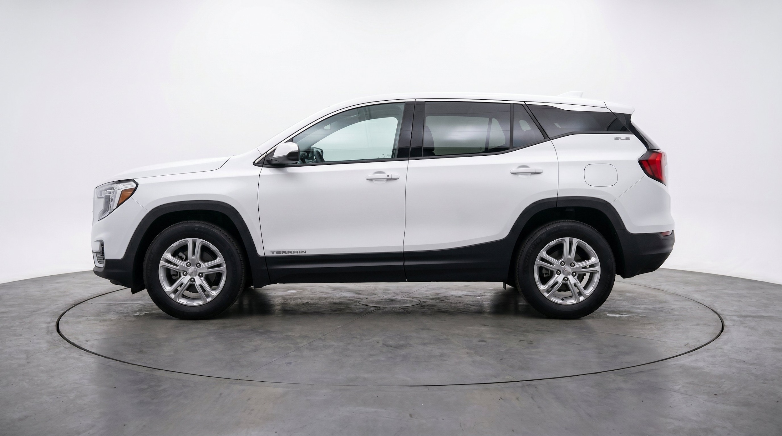 Thumbnail: 2024 GMC Terrain - 5