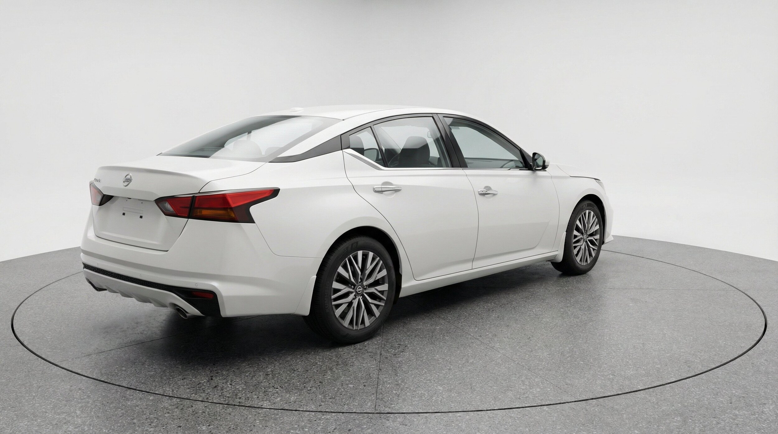 Thumbnail: 2025 Nissan Altima - 9