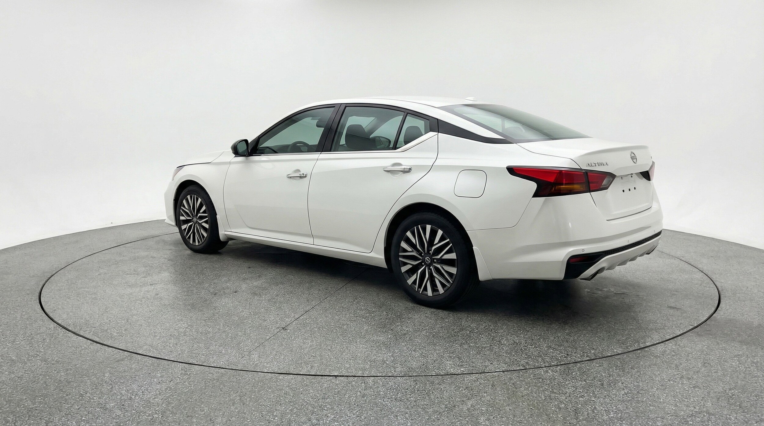 Thumbnail: 2025 Nissan Altima - 6
