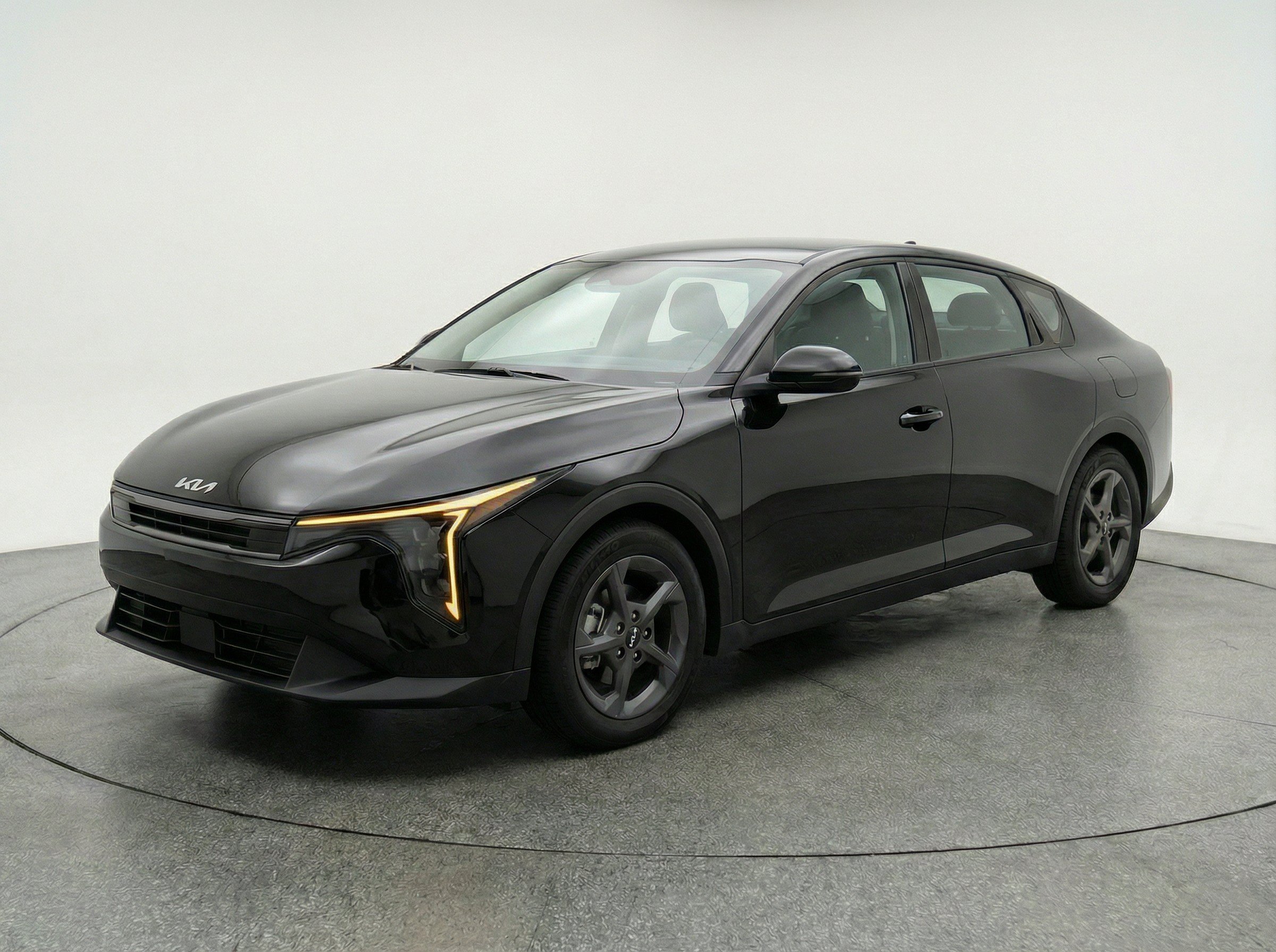 Thumbnail: 2025 Kia K4 - 3
