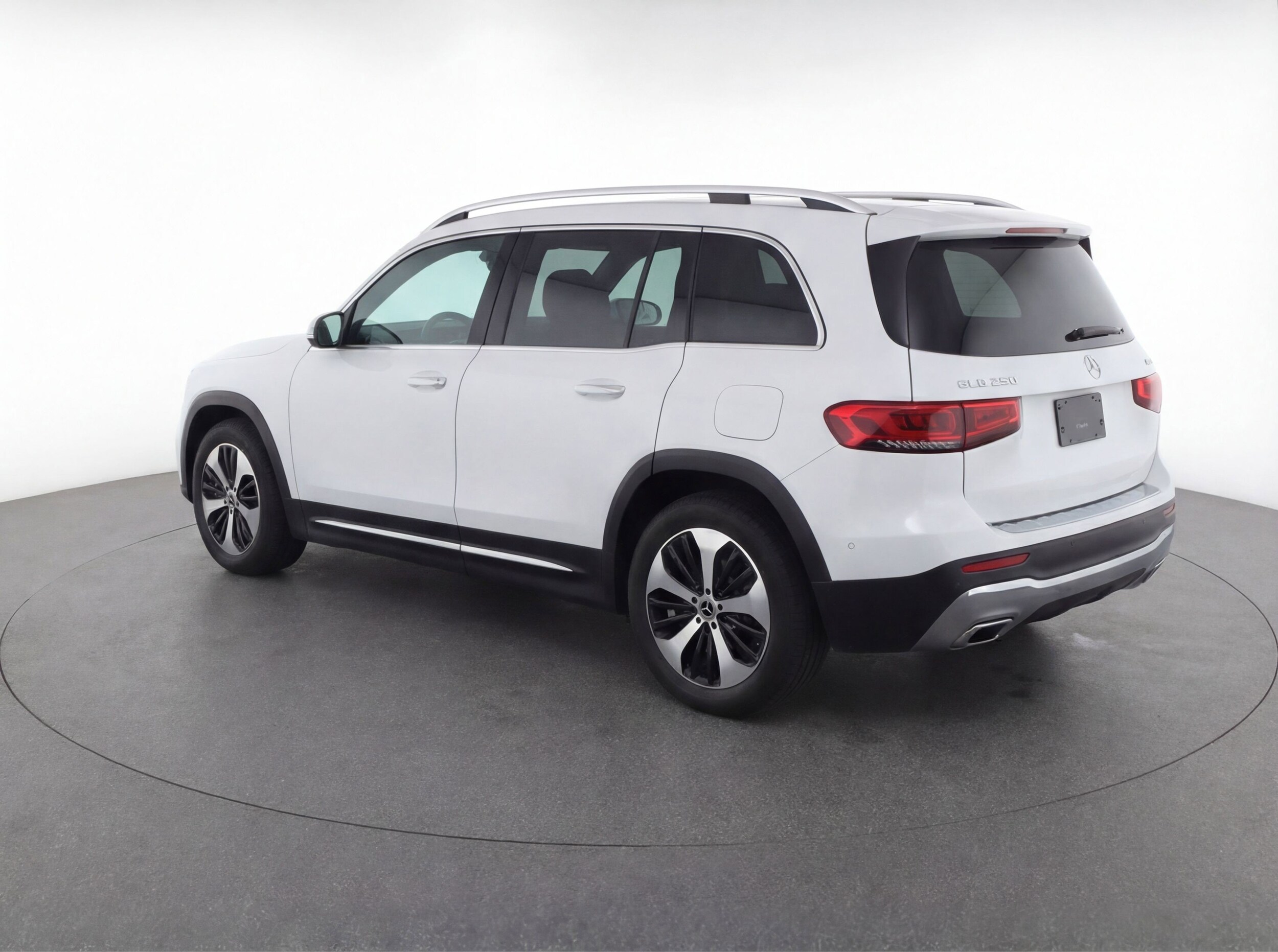 Thumbnail: 2025 Mercedes-Benz GLB - 6